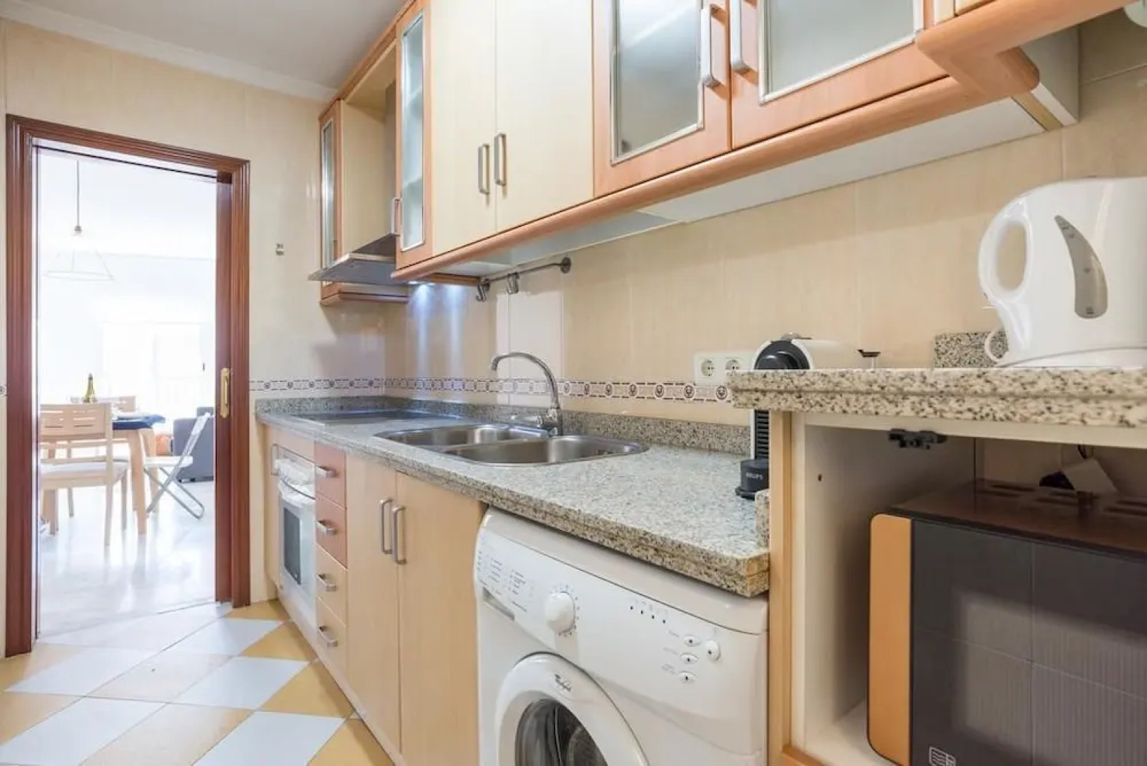 Malagasuite Lovely And Comfy