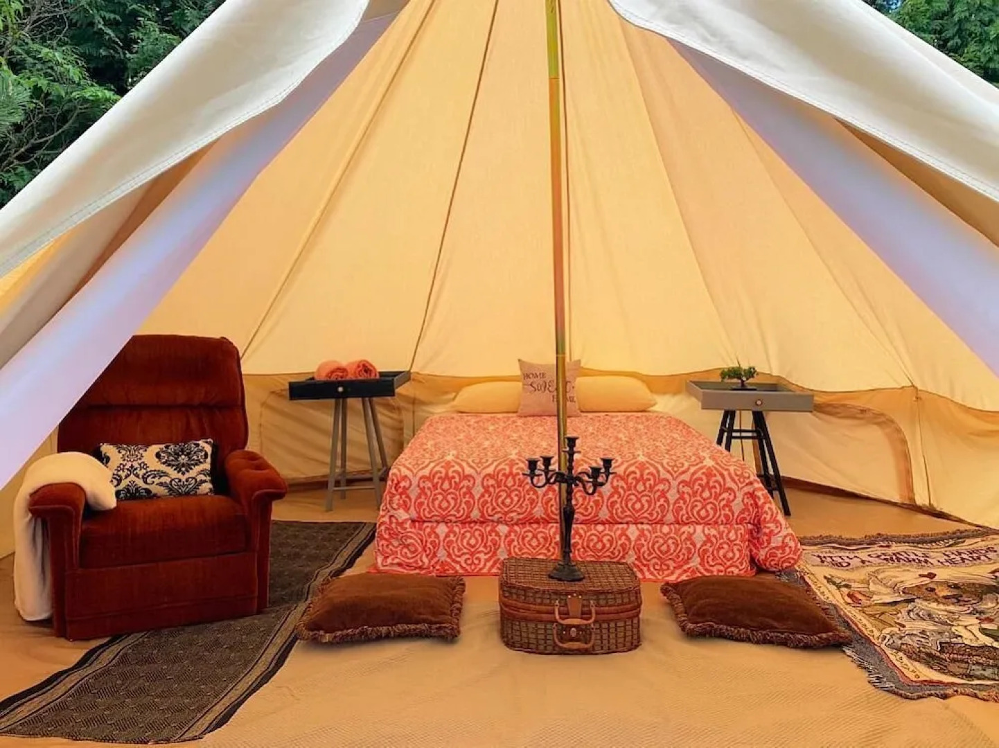 Utopia Feels Botanical Glampground and Micro-Farm