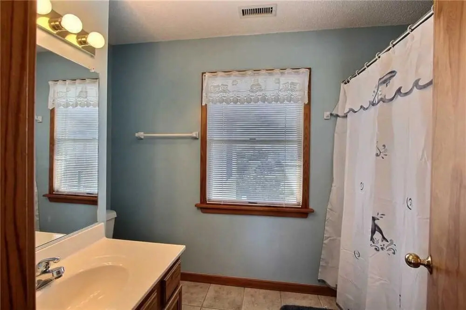 Surfs Inn #35 5 6 Br Home