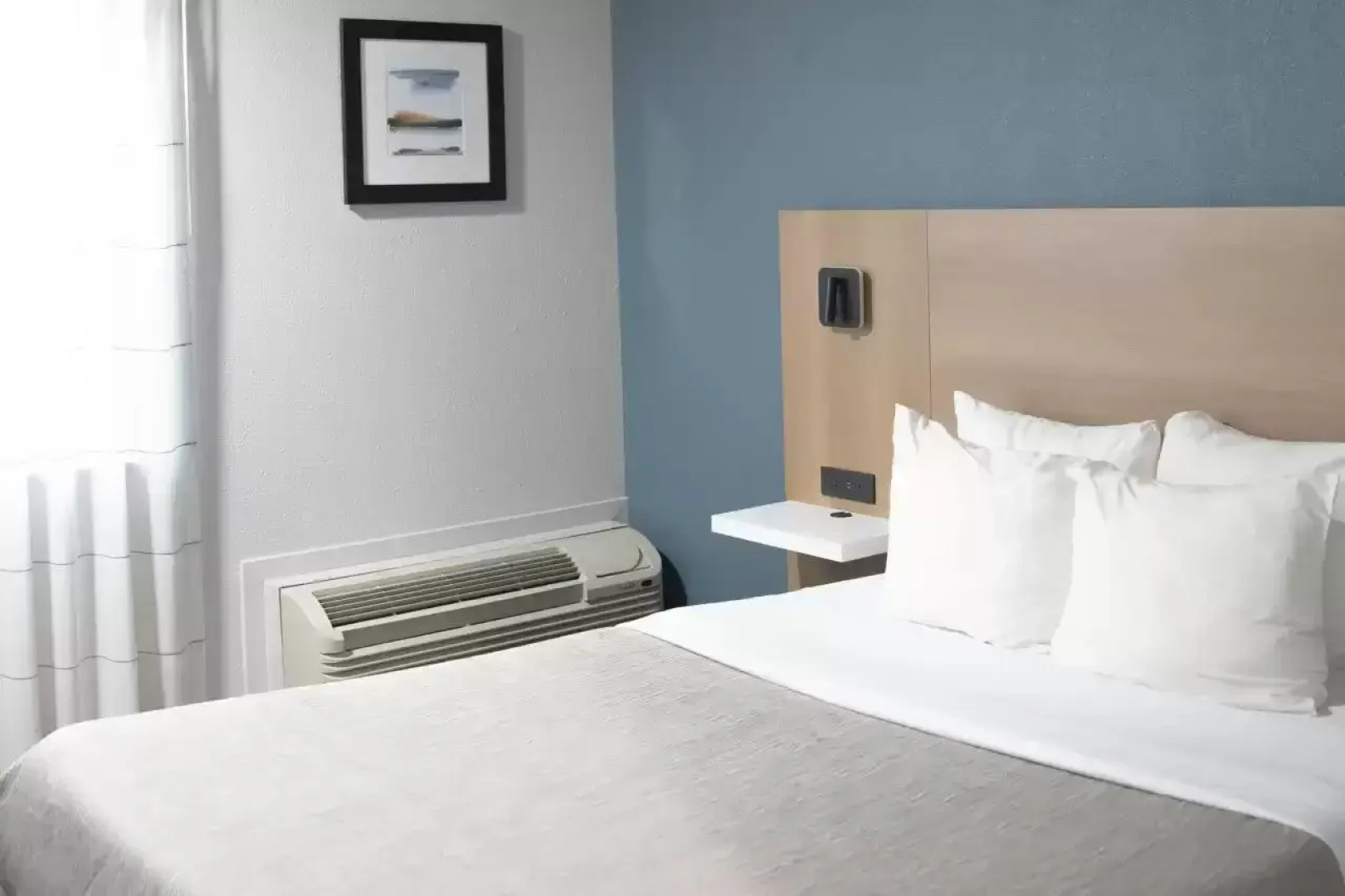 Howard Johnson by Wyndham Portland Airport