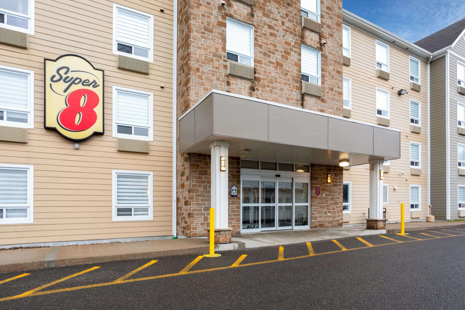 Super 8 by Wyndham Quebec City