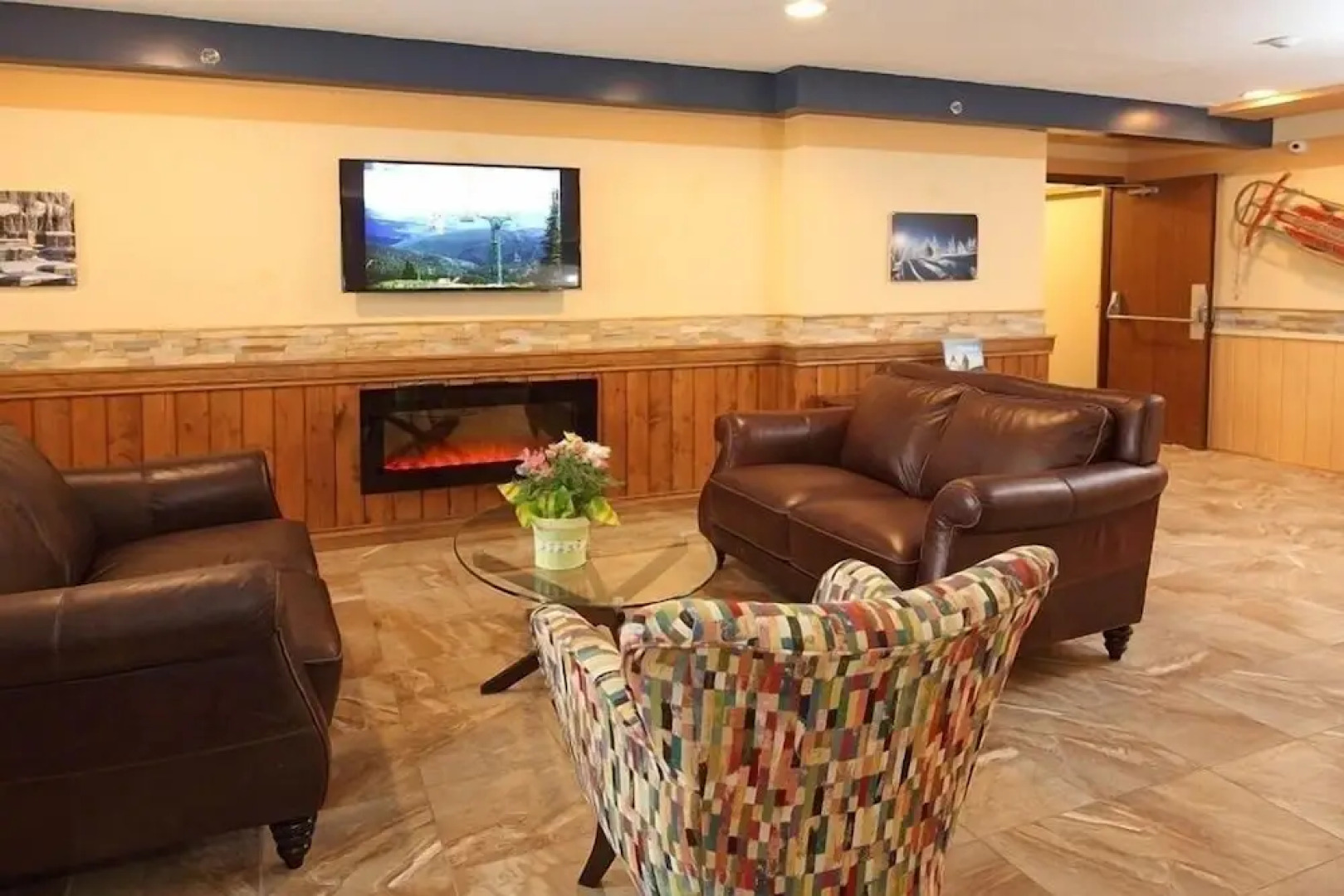 Vance Creek Hotel & Conference Centre