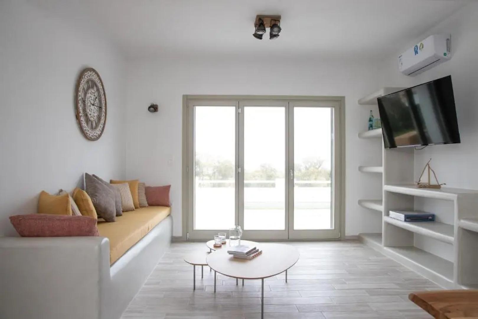 Plaka Villas Naxos Sofia sleeps 7