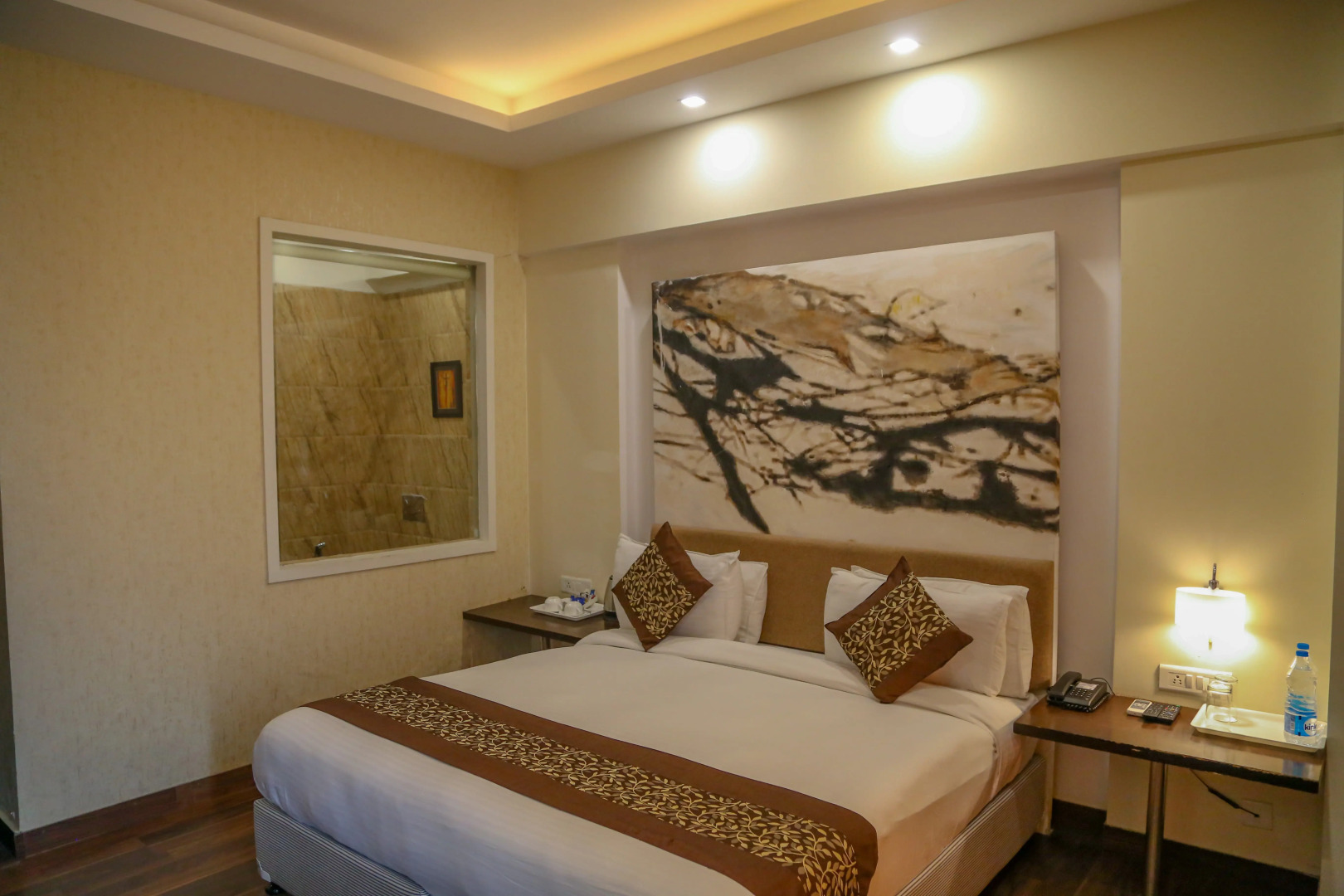 Four Leaf Hotel, Budaun