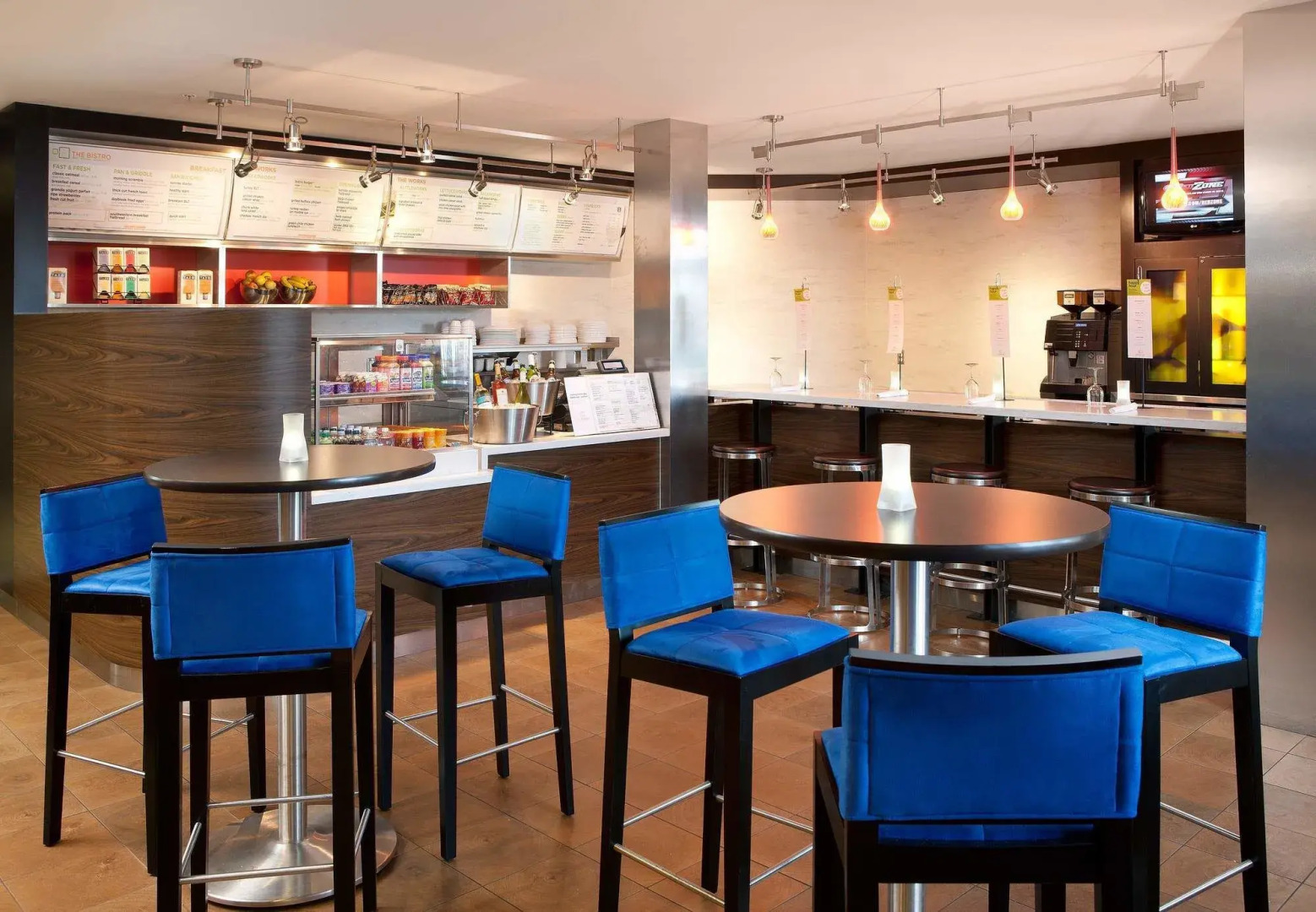 Courtyard by Marriott Oakland Airport