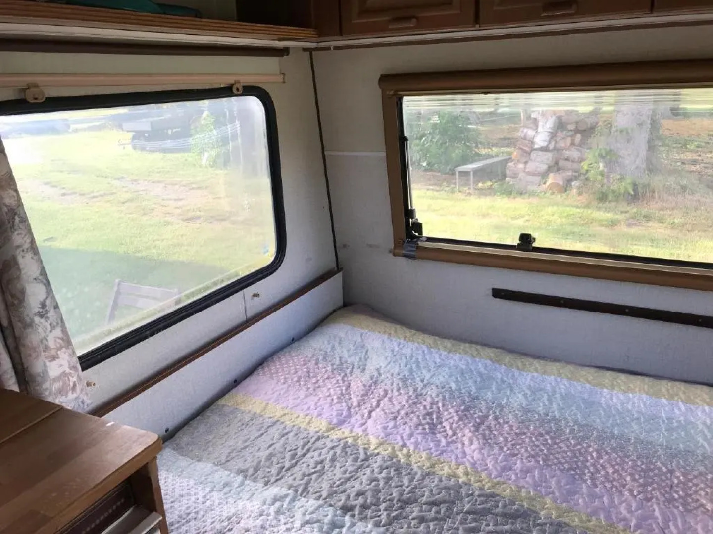 SIMPLE LIVING - Beds 190 cm - Dogs welcome on request - CARAVAN - COSY FARM BnB