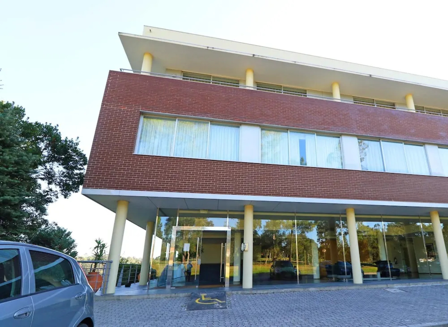 Studio in Esposende, With Wonderful Lake View, Pool Access, Enclosed G