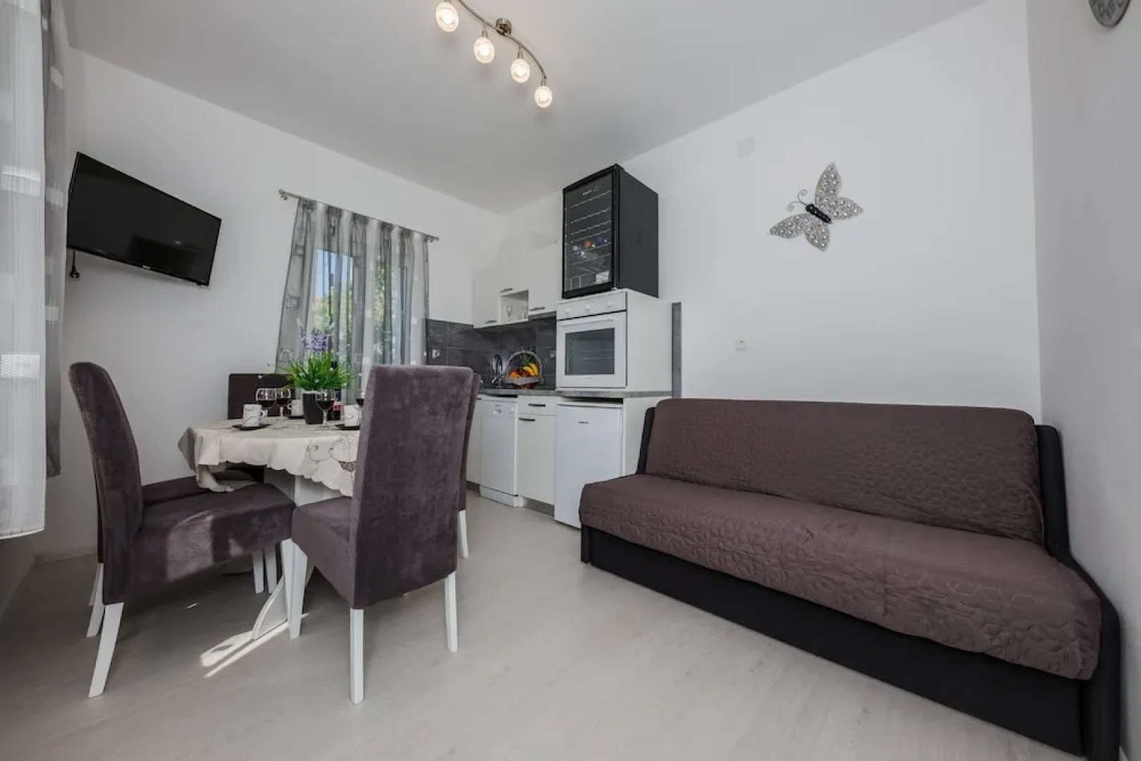 Luxury villa complex Pendolino with heated pool and jacuzzi