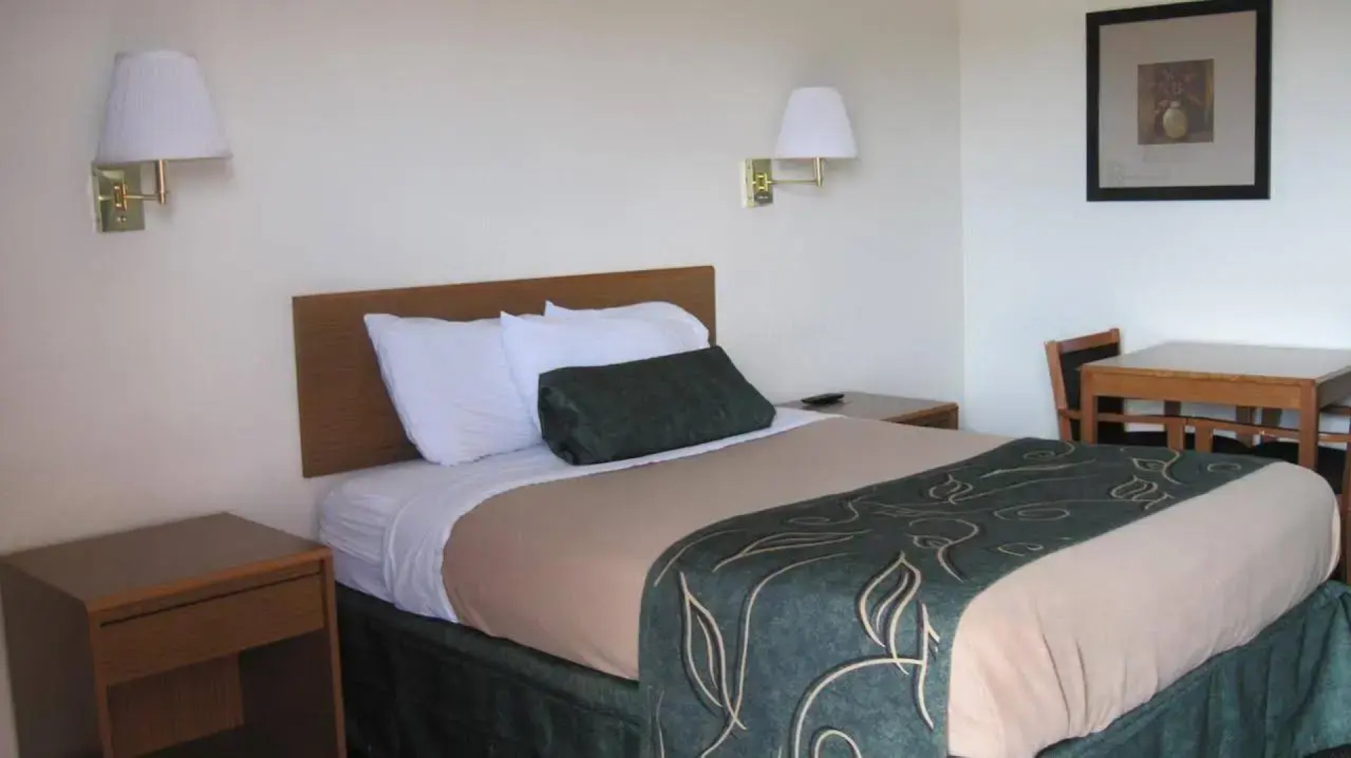 Travelodge by Wyndham Winslow