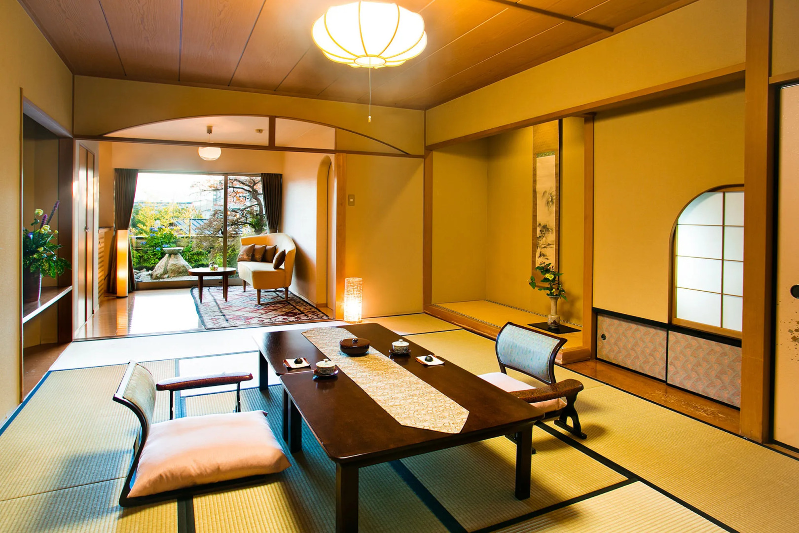 Отель Honjin Hiranoya Kachoan