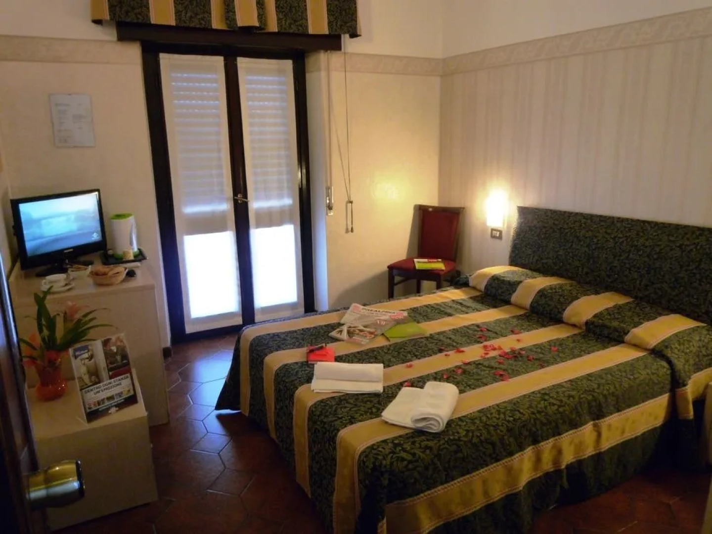 Hotel Montecarlo 3 Stelle