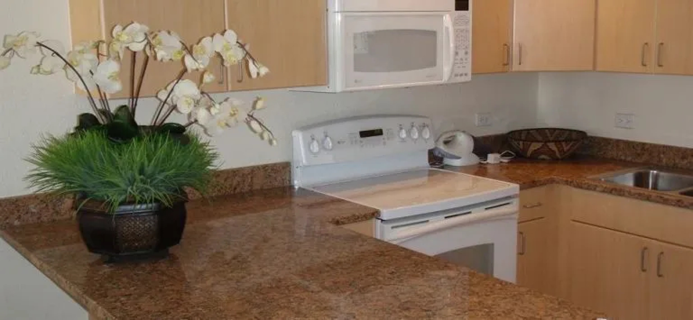 The Riviera, Grand Cayman