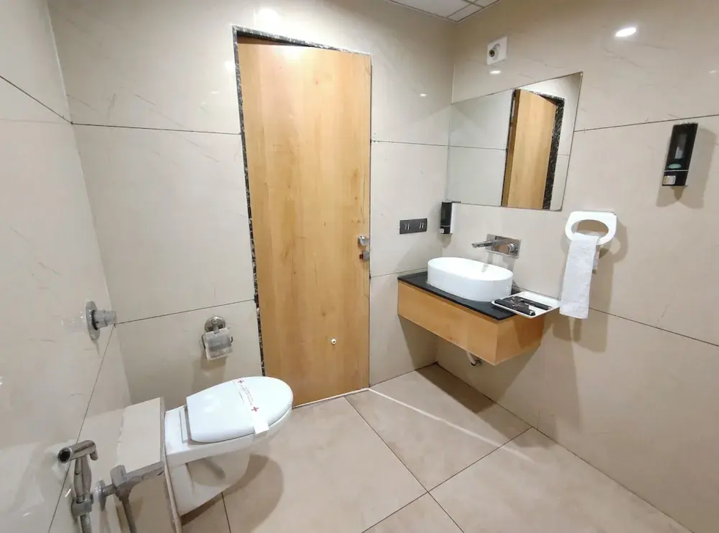 Aceotel Premier TK Morbi