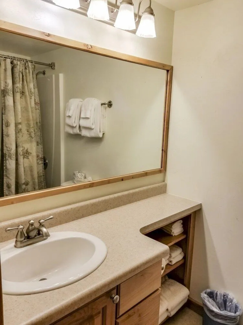 Alpenglow Vacation Rentals