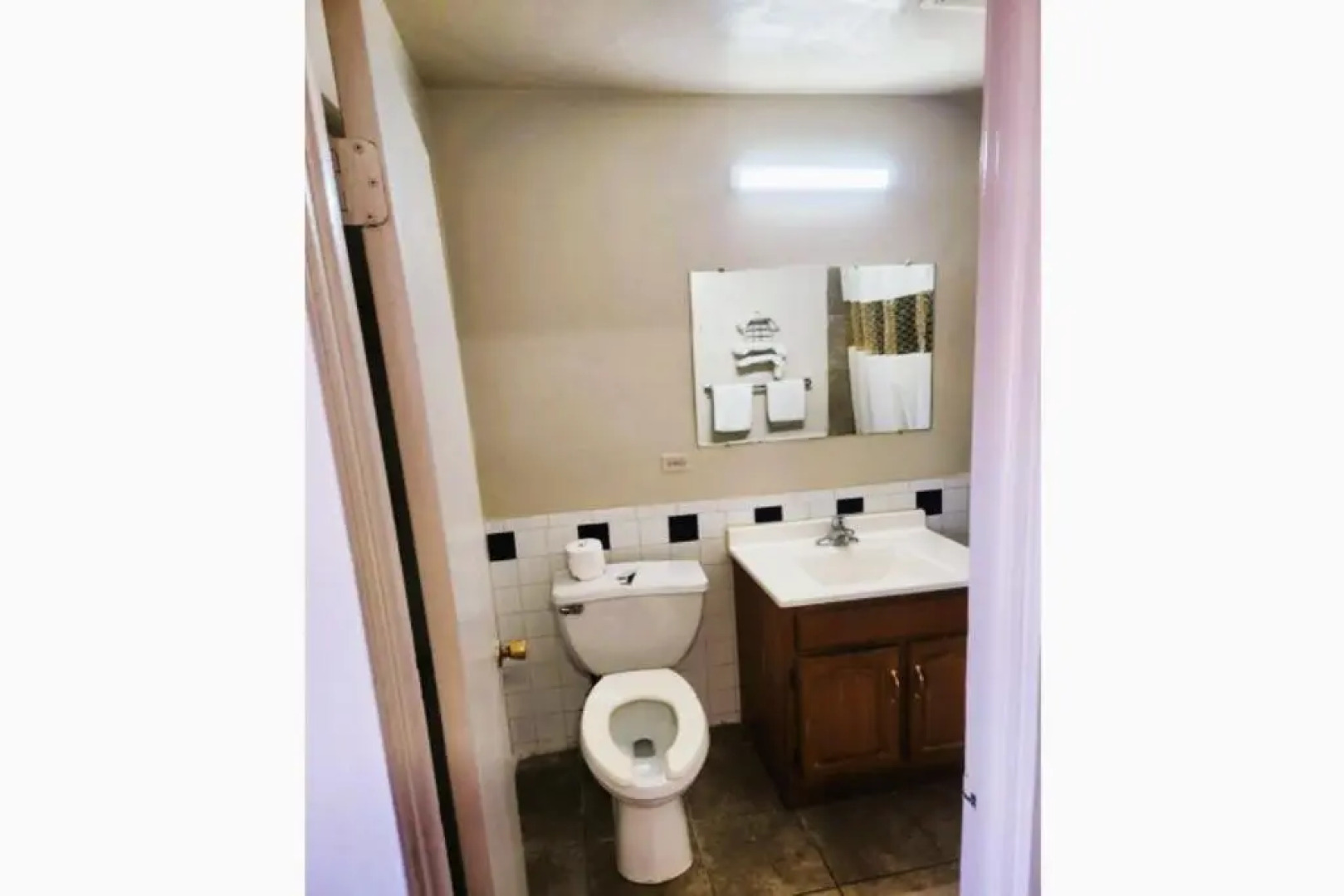 Manor Motel By OYO Near Oak Brook/Chicago Westchester