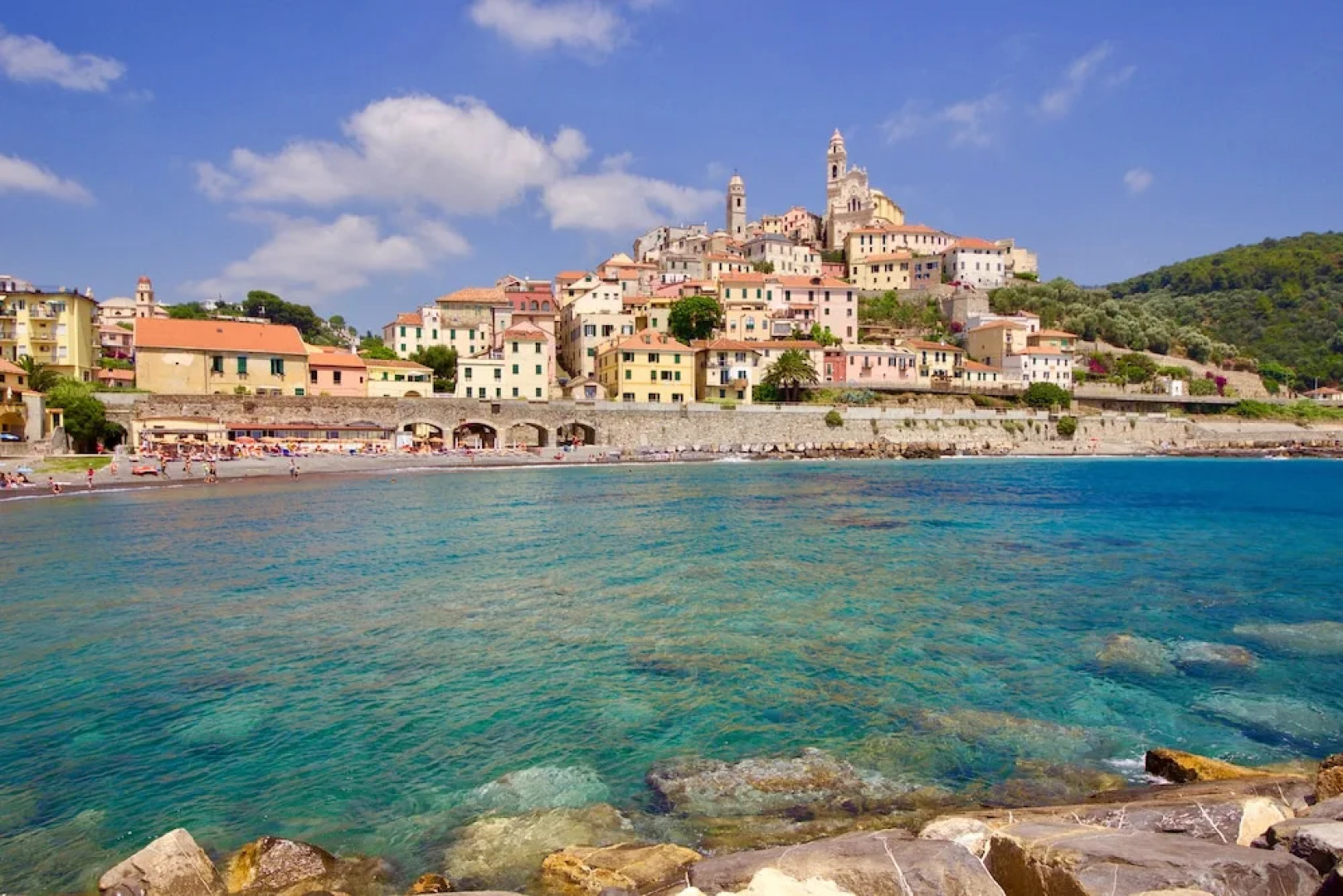 Tre Balconi Sul Mare Beach