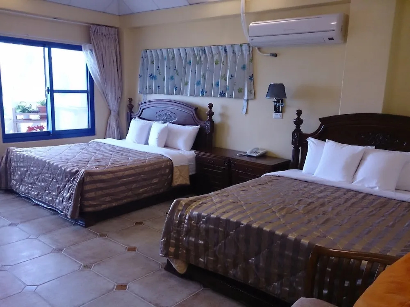 Sansendai Sea View B&B