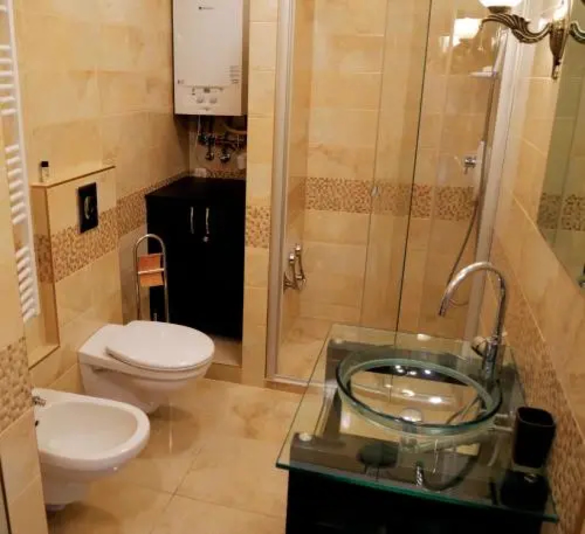 Lakeside Luxury Apartment