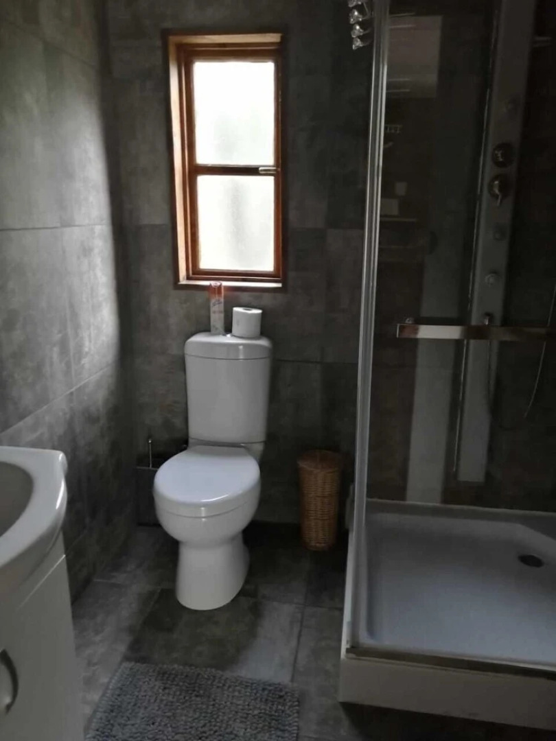 River Rock Guesthouse