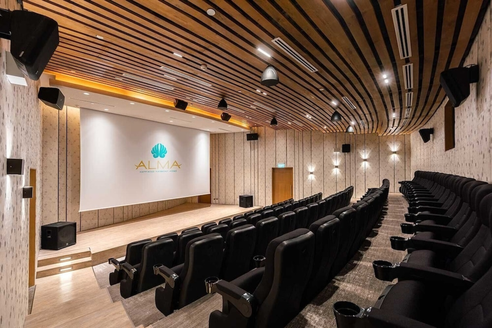 Rose Lanescape  Hanoi