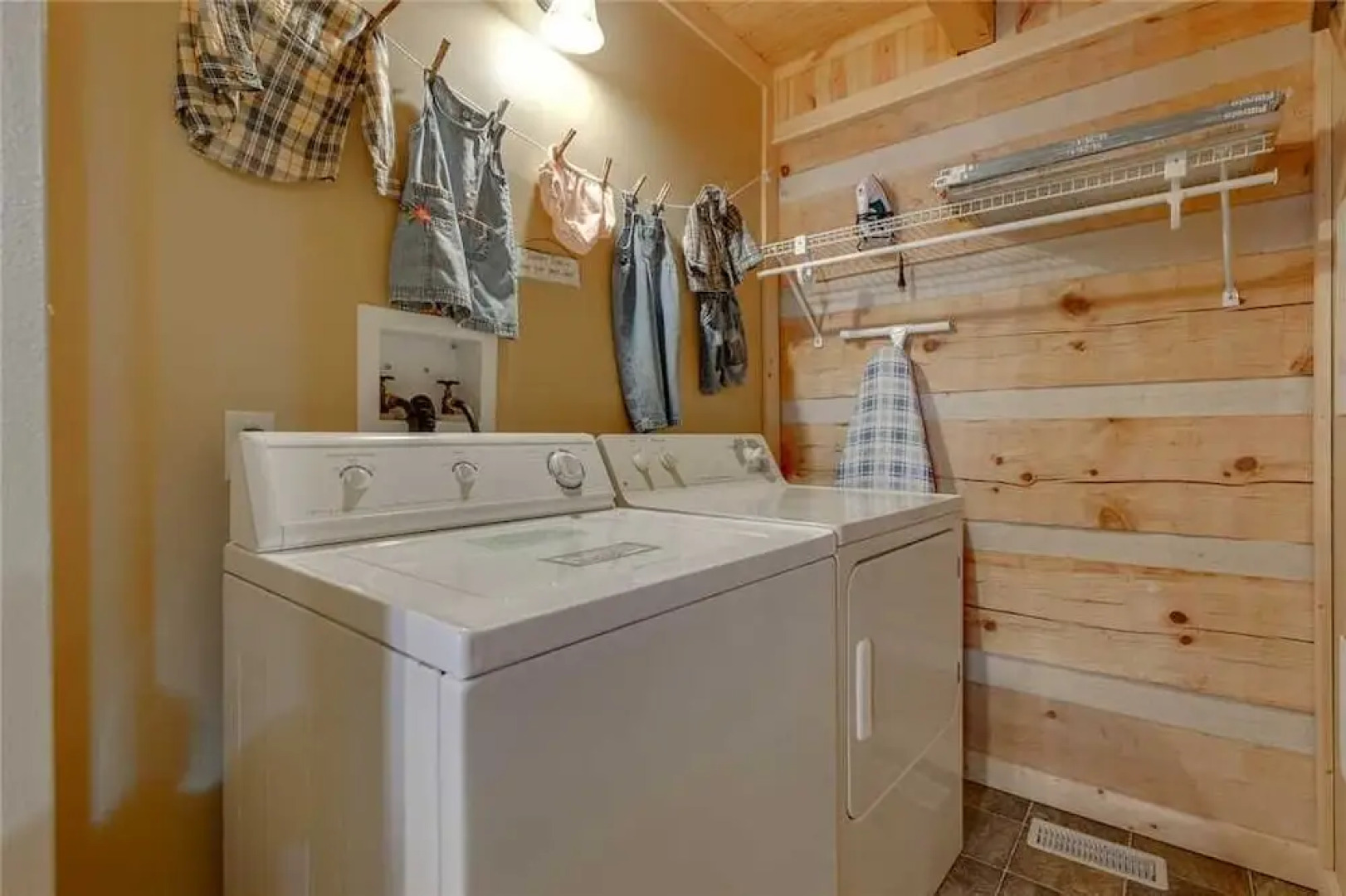 Sweet Surrender - One Bedroom Cabin