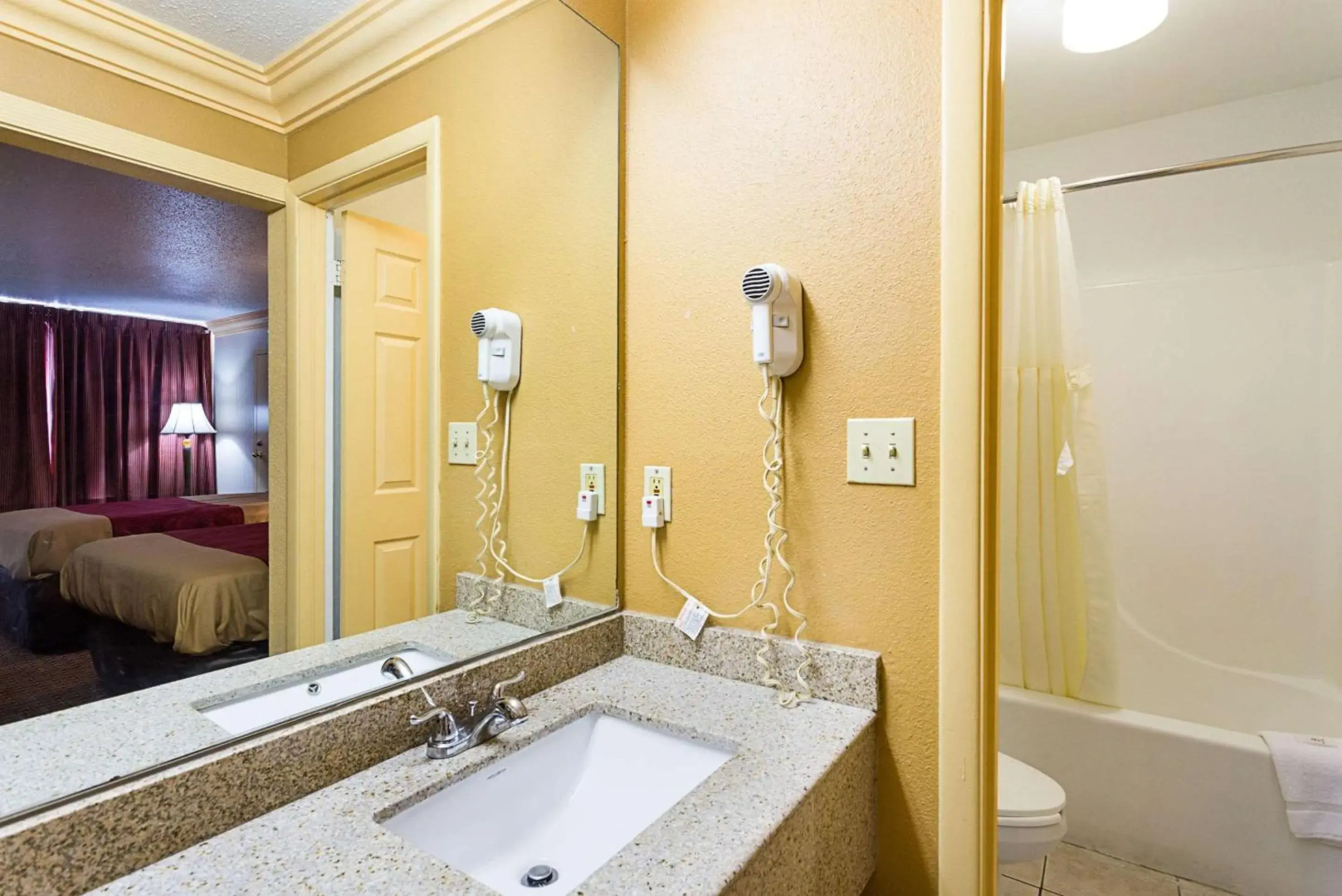 Americas Best Inn & Suites