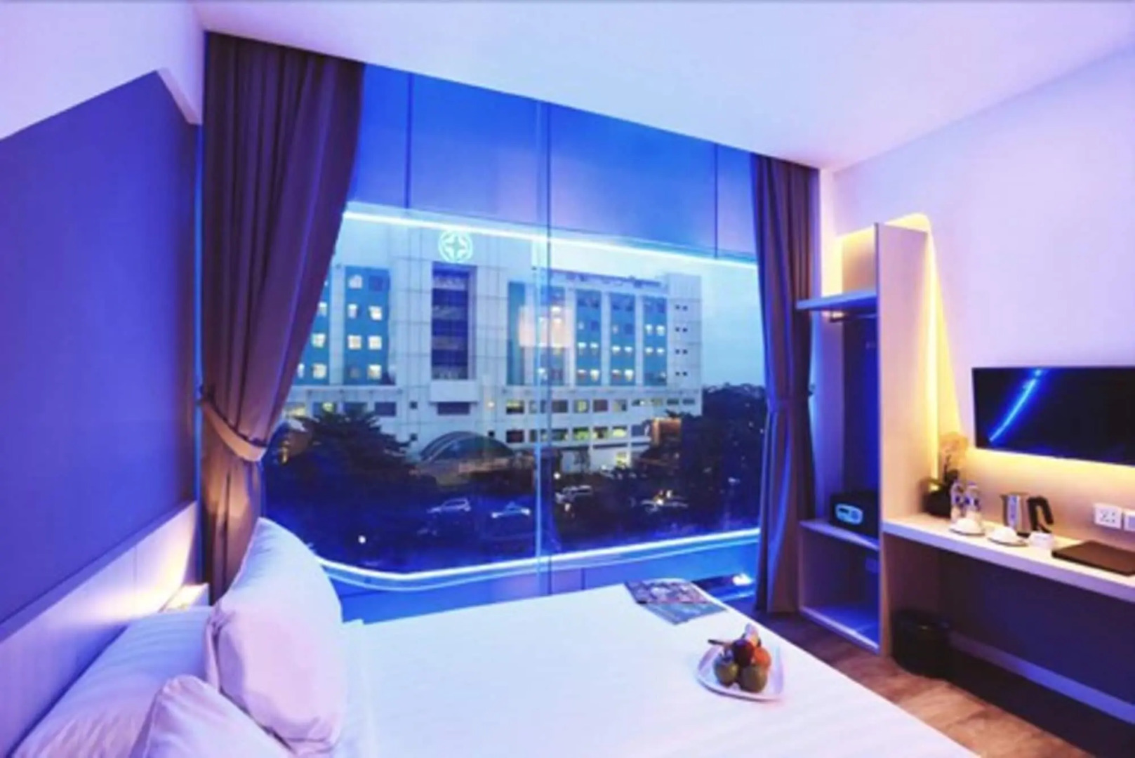 Ozone Hotel Pantai Indah Kapuk