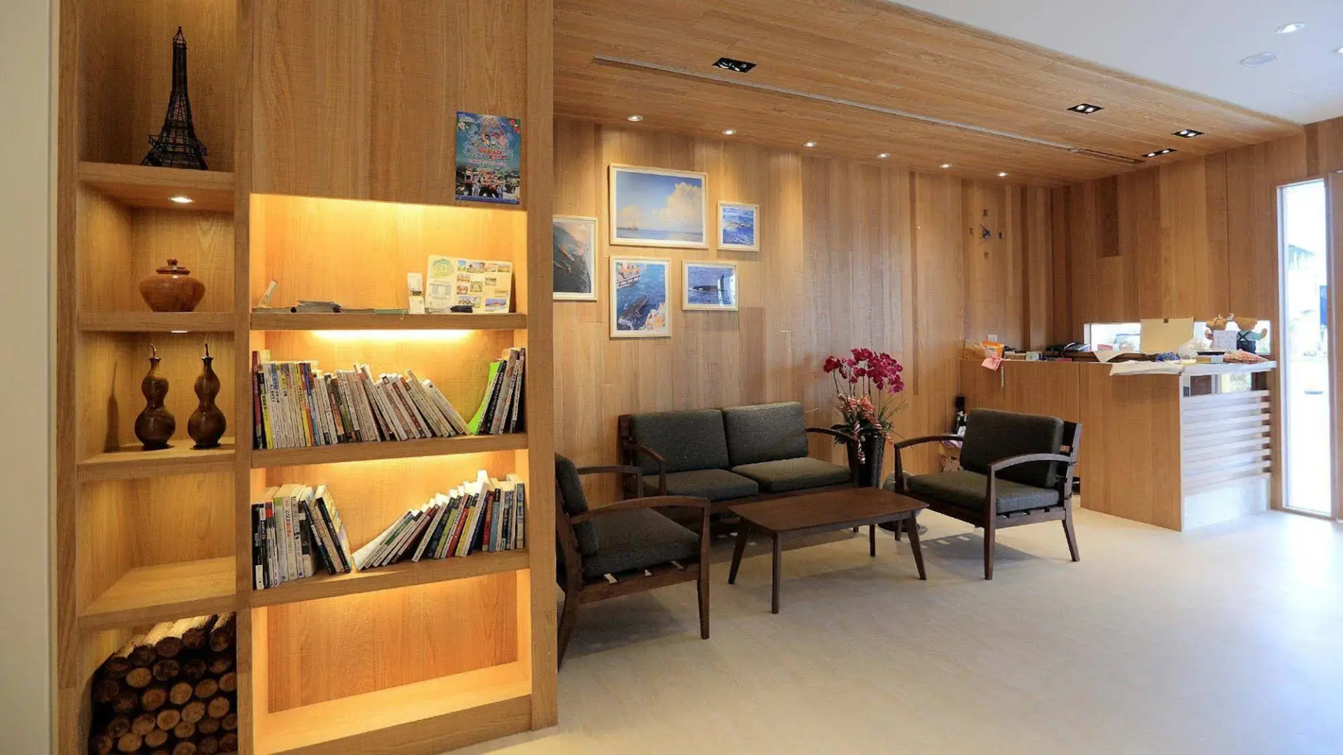 Station 100 Meter B&B