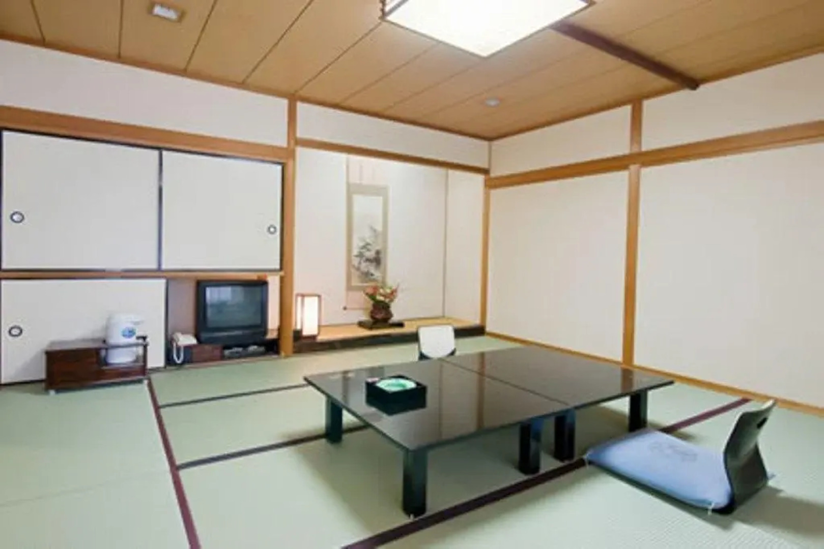 Dogo Onsen Hotel Tsubakikan