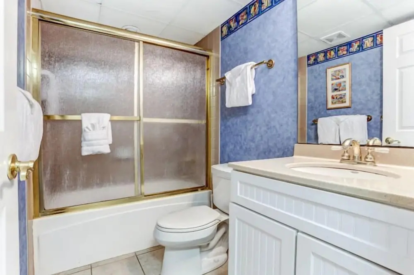 Amelia South H4 by RedAwning