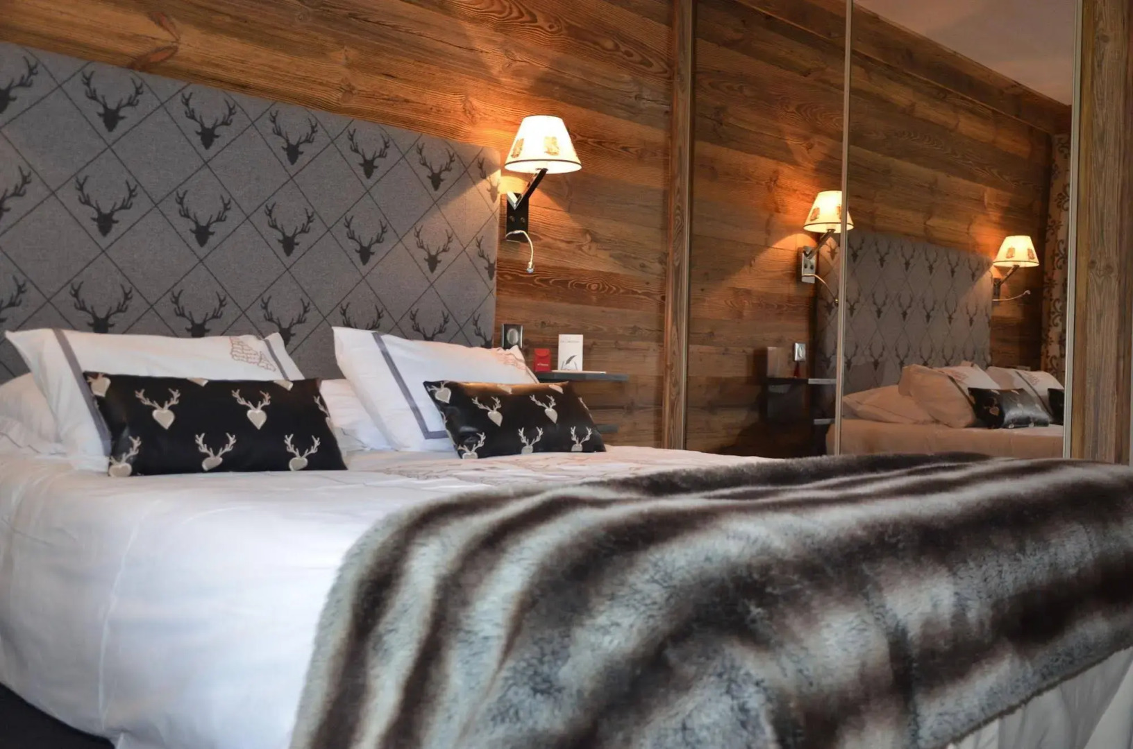 Hôtel Les Campanules by Les Etincelles