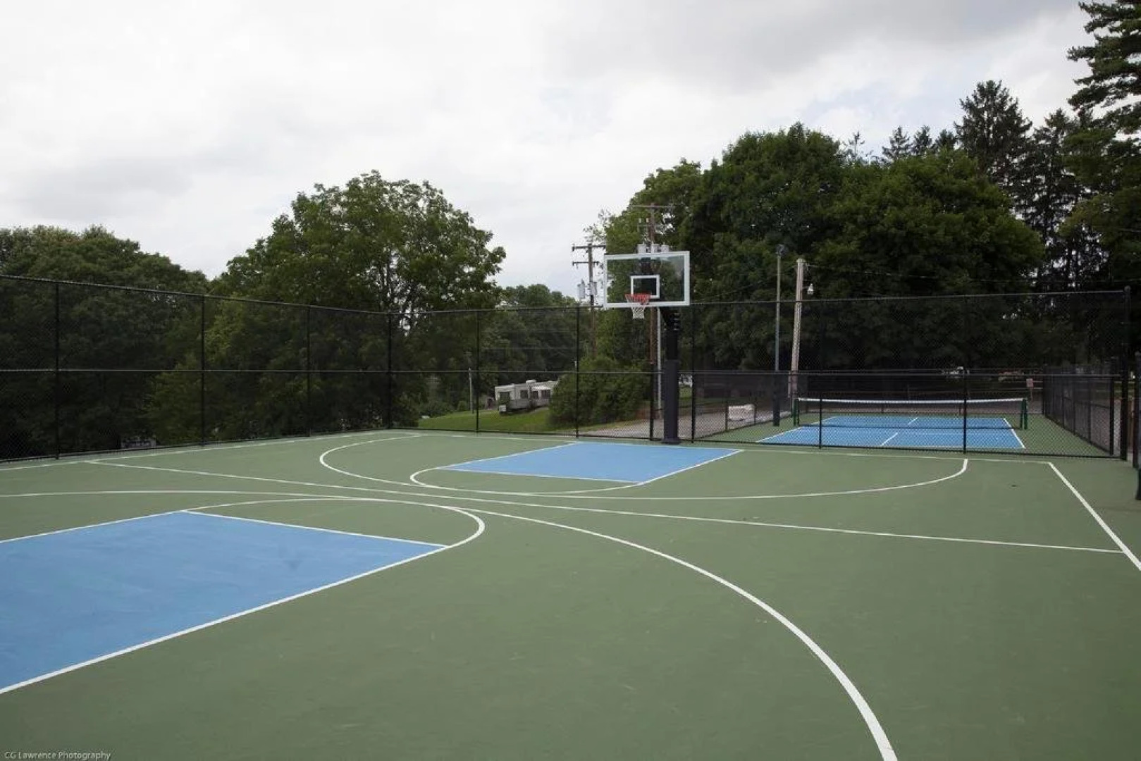 Circle M RV & Camping Resort - Caravan Park