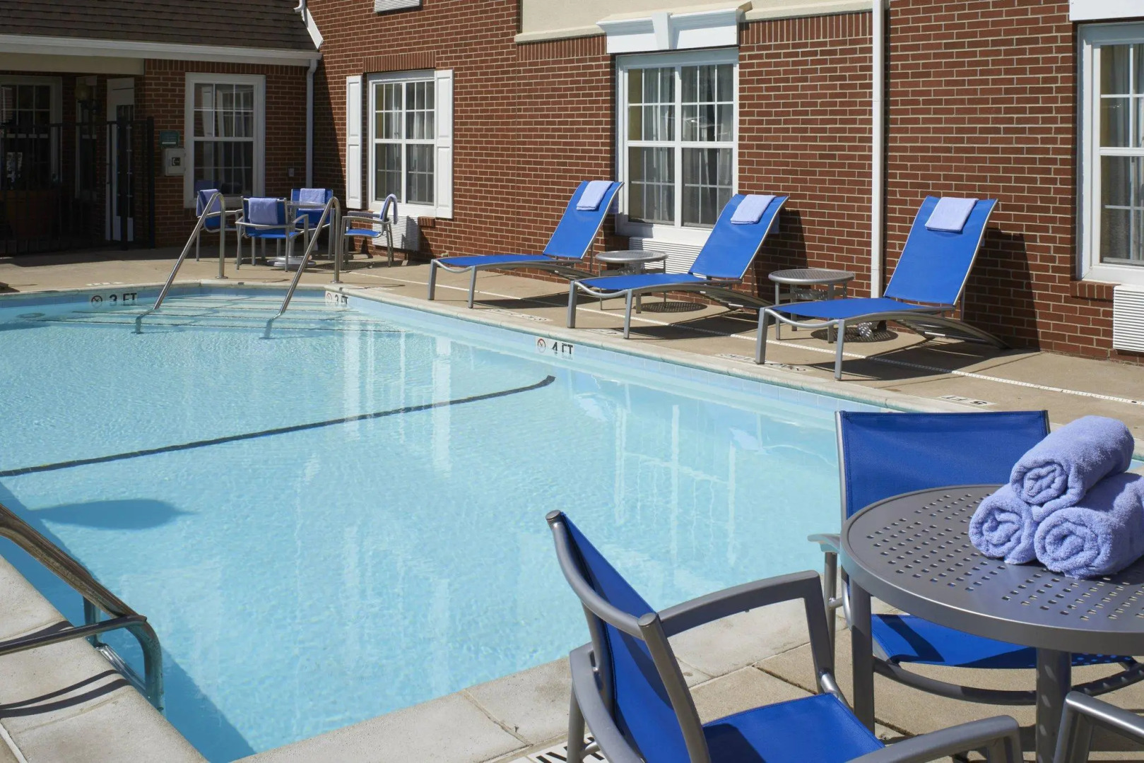 Sonesta Simply Suites Detroit Novi