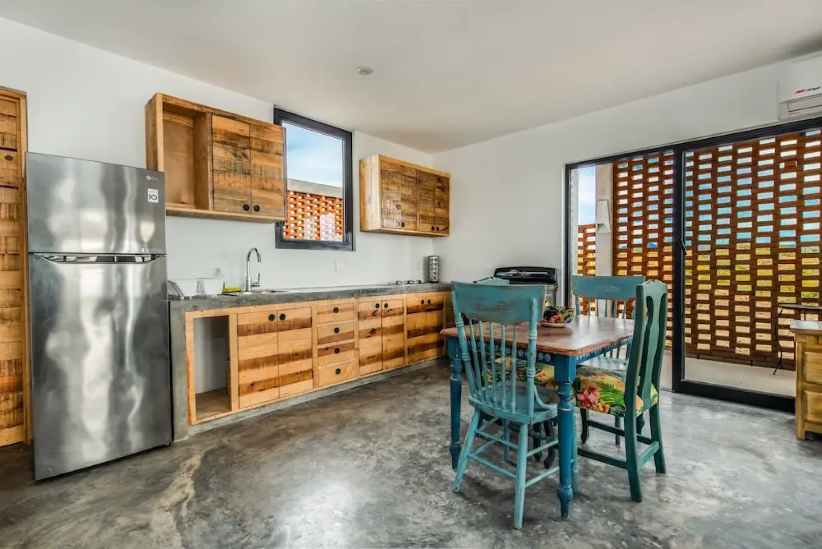 Ocean View Suite at Cerritos Surf & Racquet in Pescadero Baja Sur by Redawning