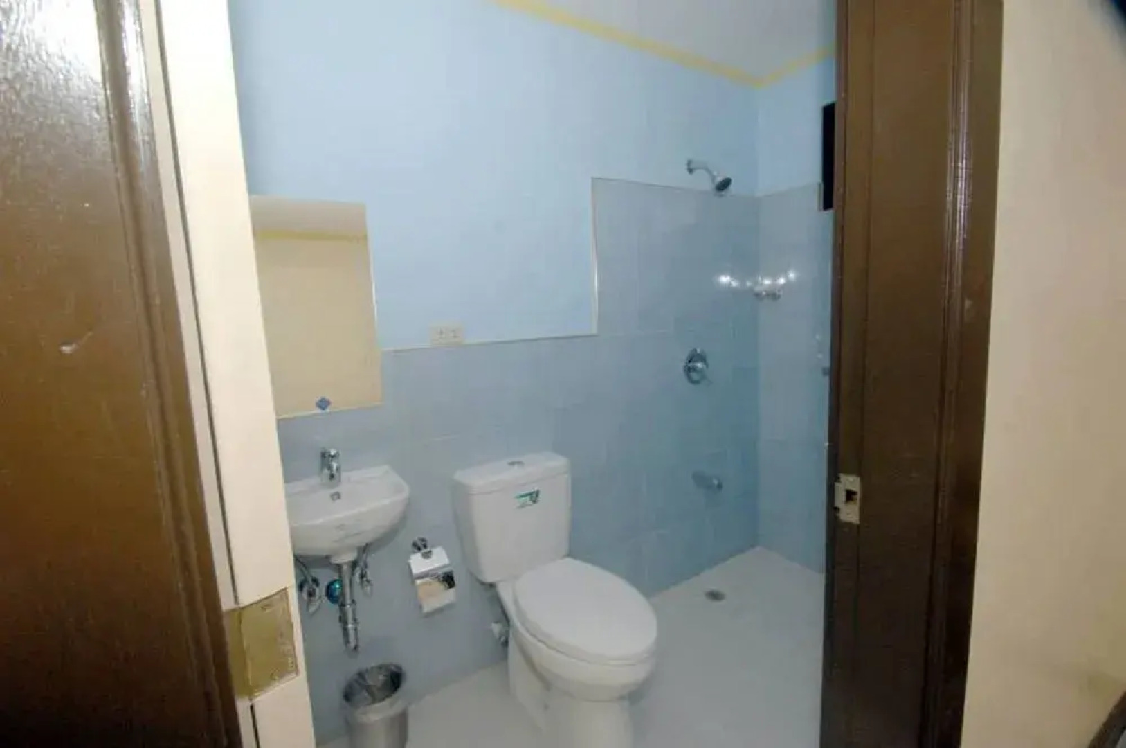 S.R Paradise Beach Resort Hotel