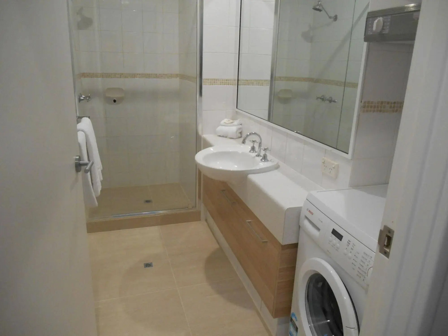 Bayshore Beachside Resort