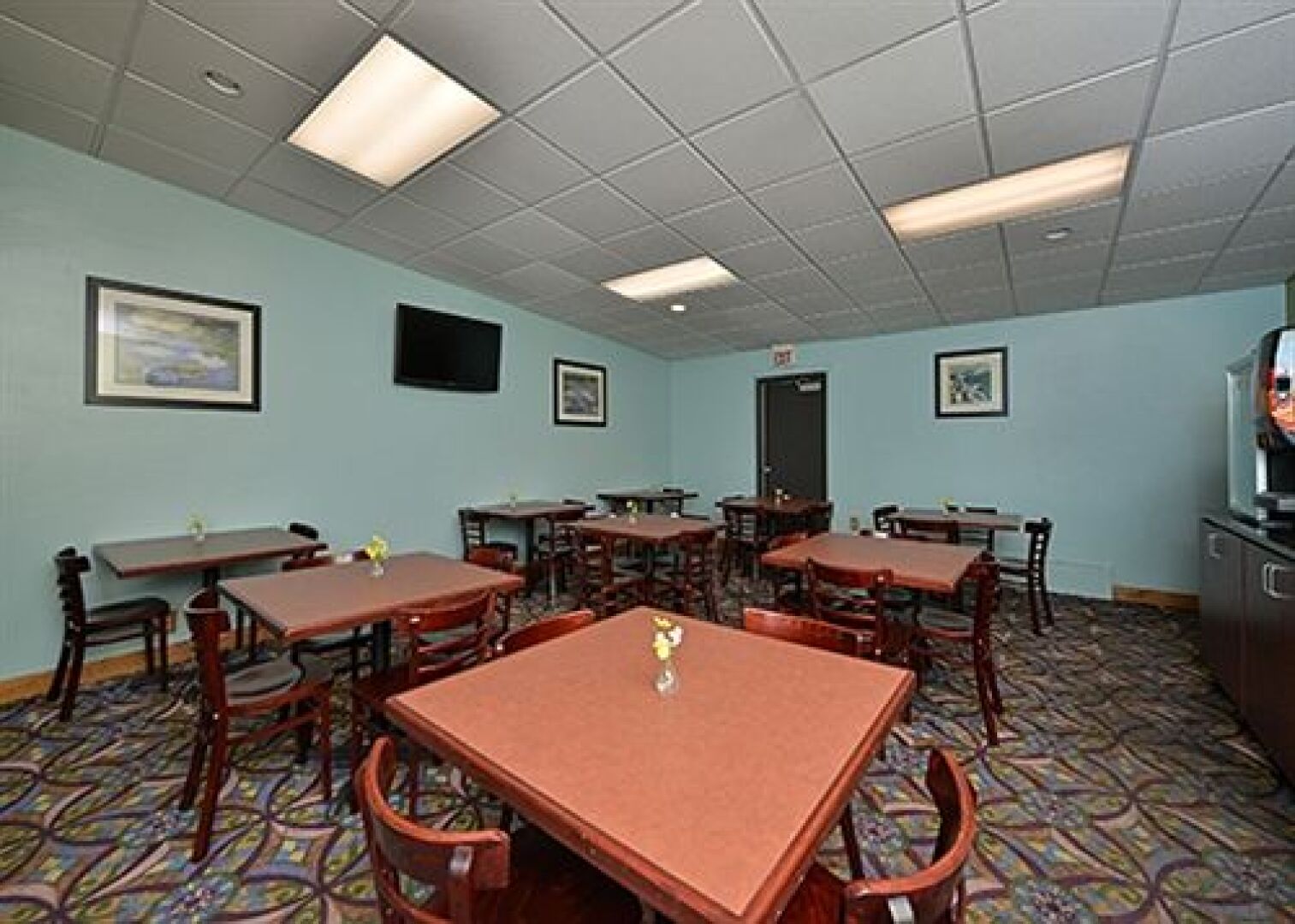 Quality Inn and Suites Beaver Dam