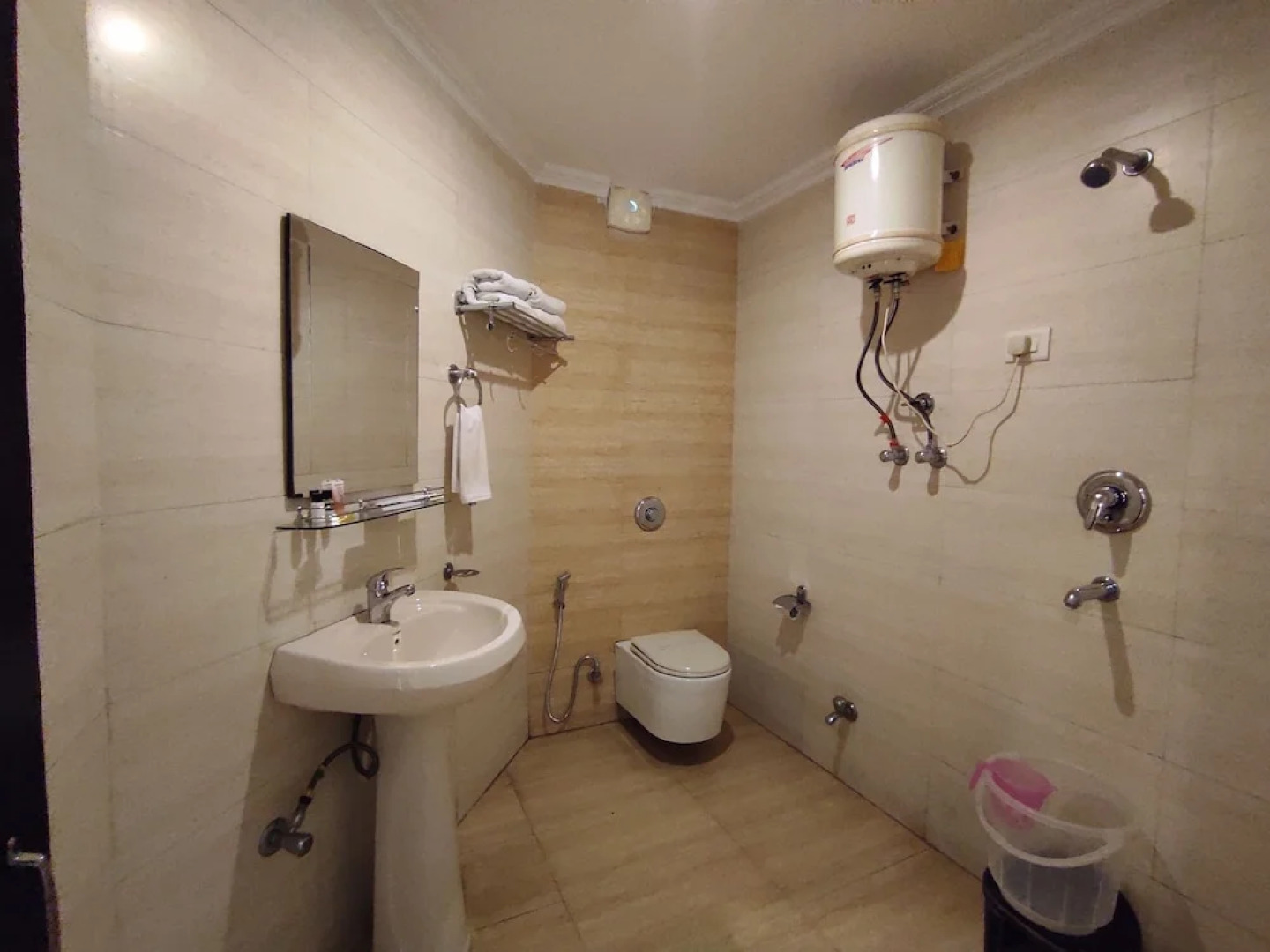 Aaroham Resort by Aamod at Dharamshala