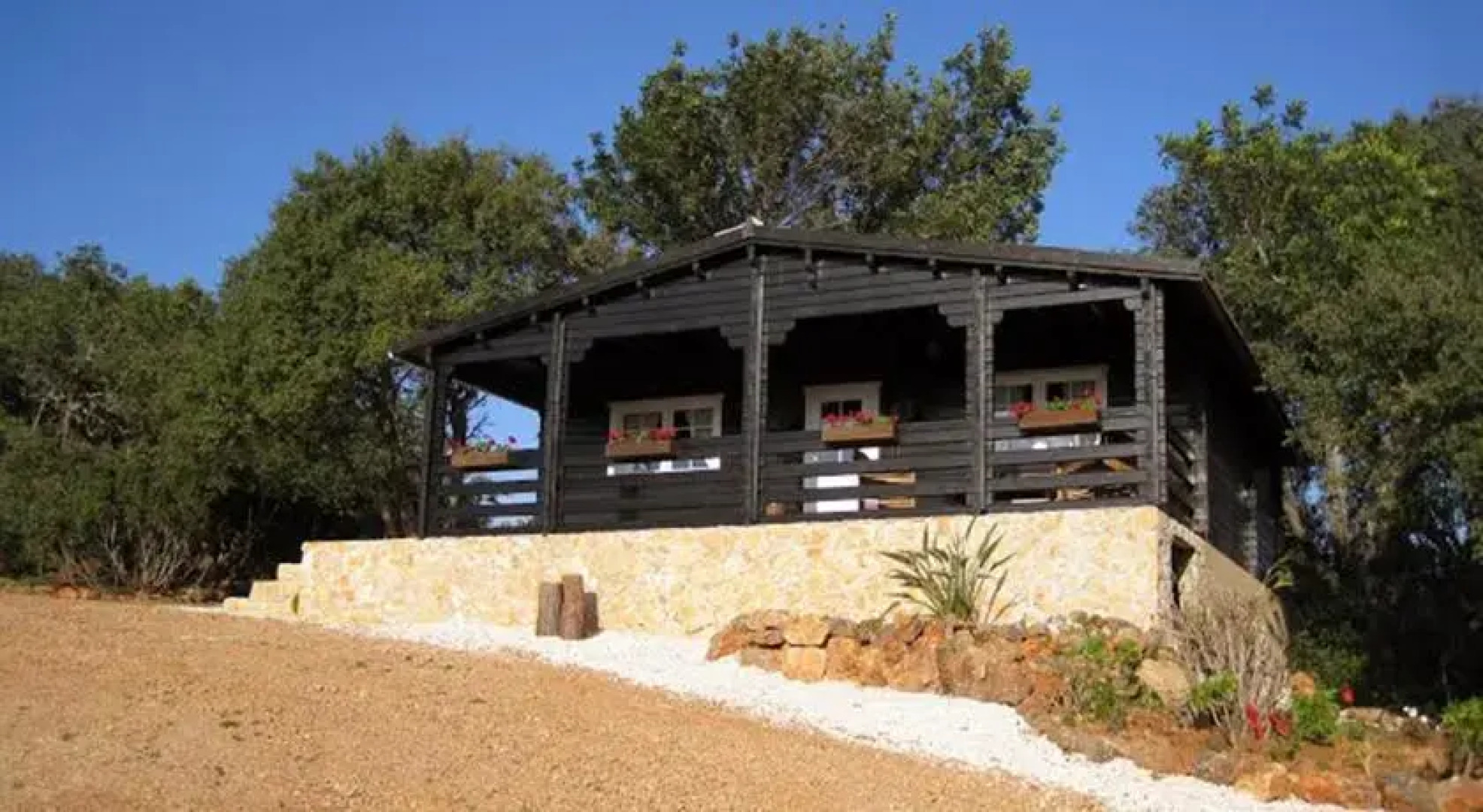 HomeRez - Wooden lodge Vale da vila