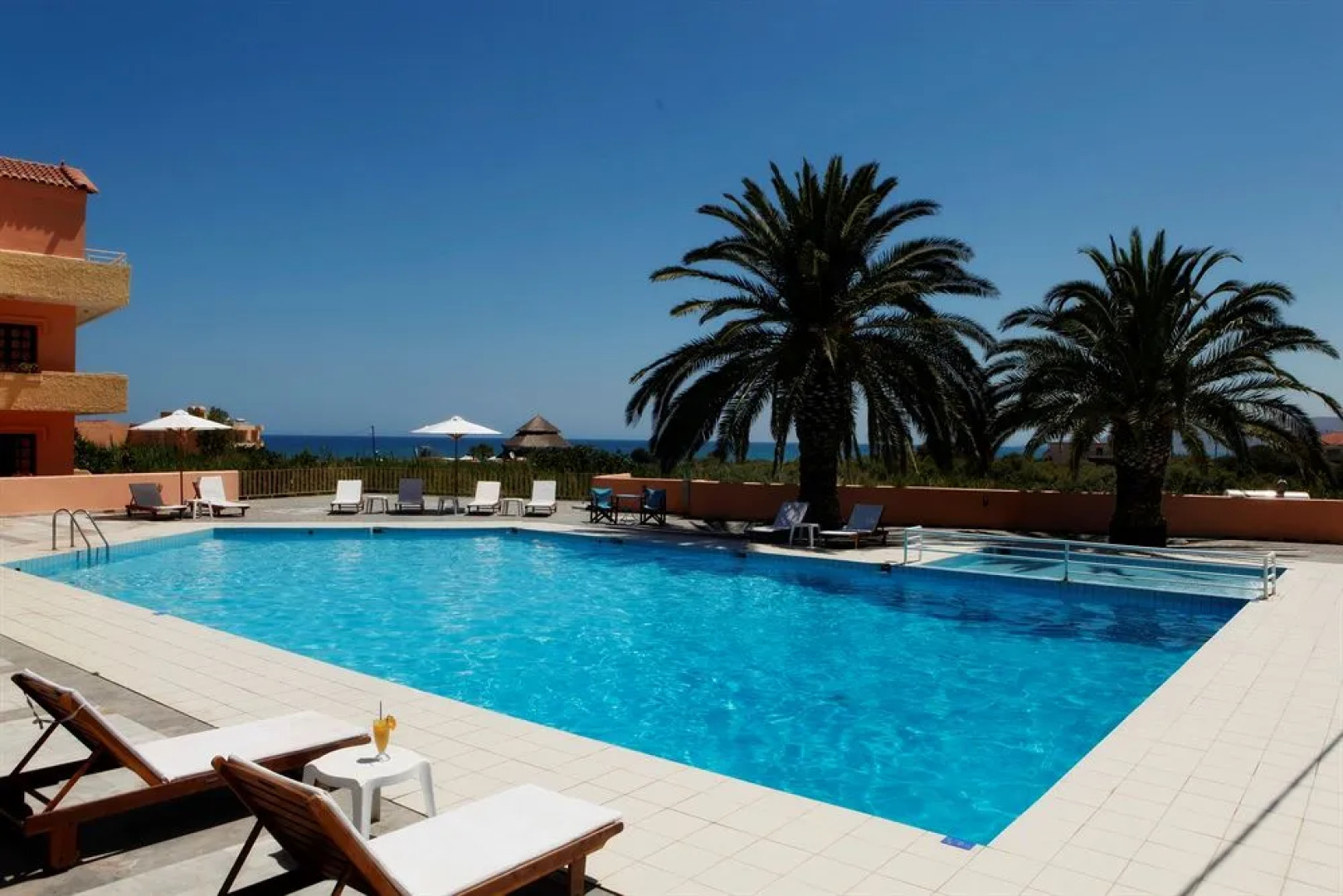 Manousos Sea Studios