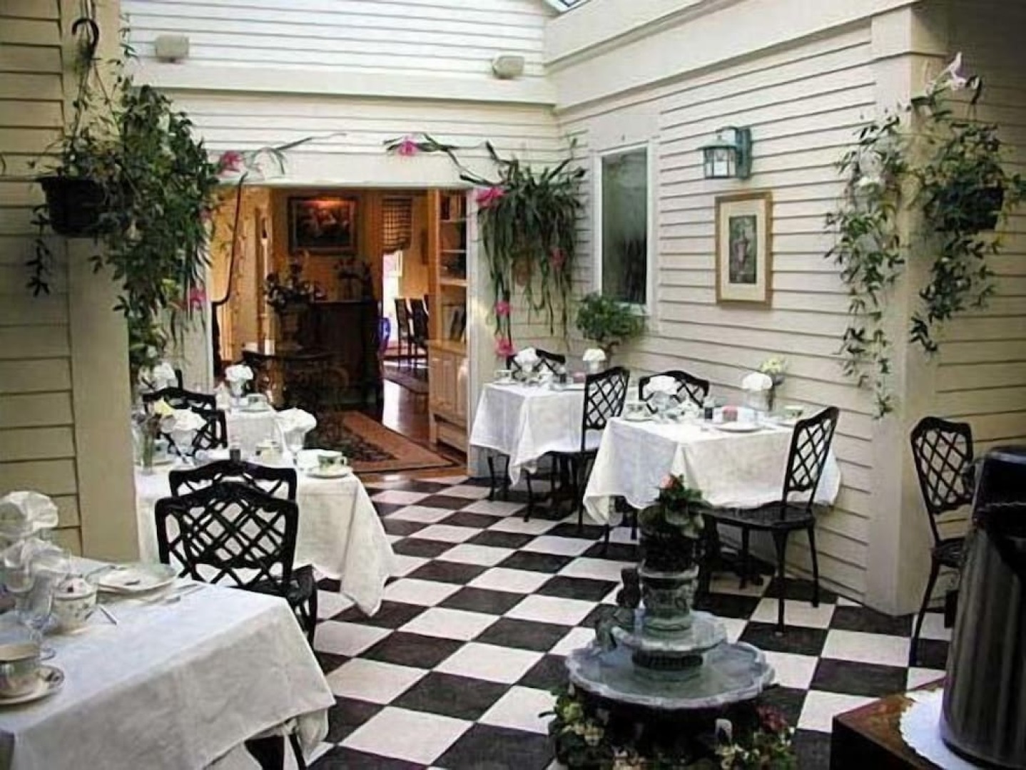 Captain Farris House