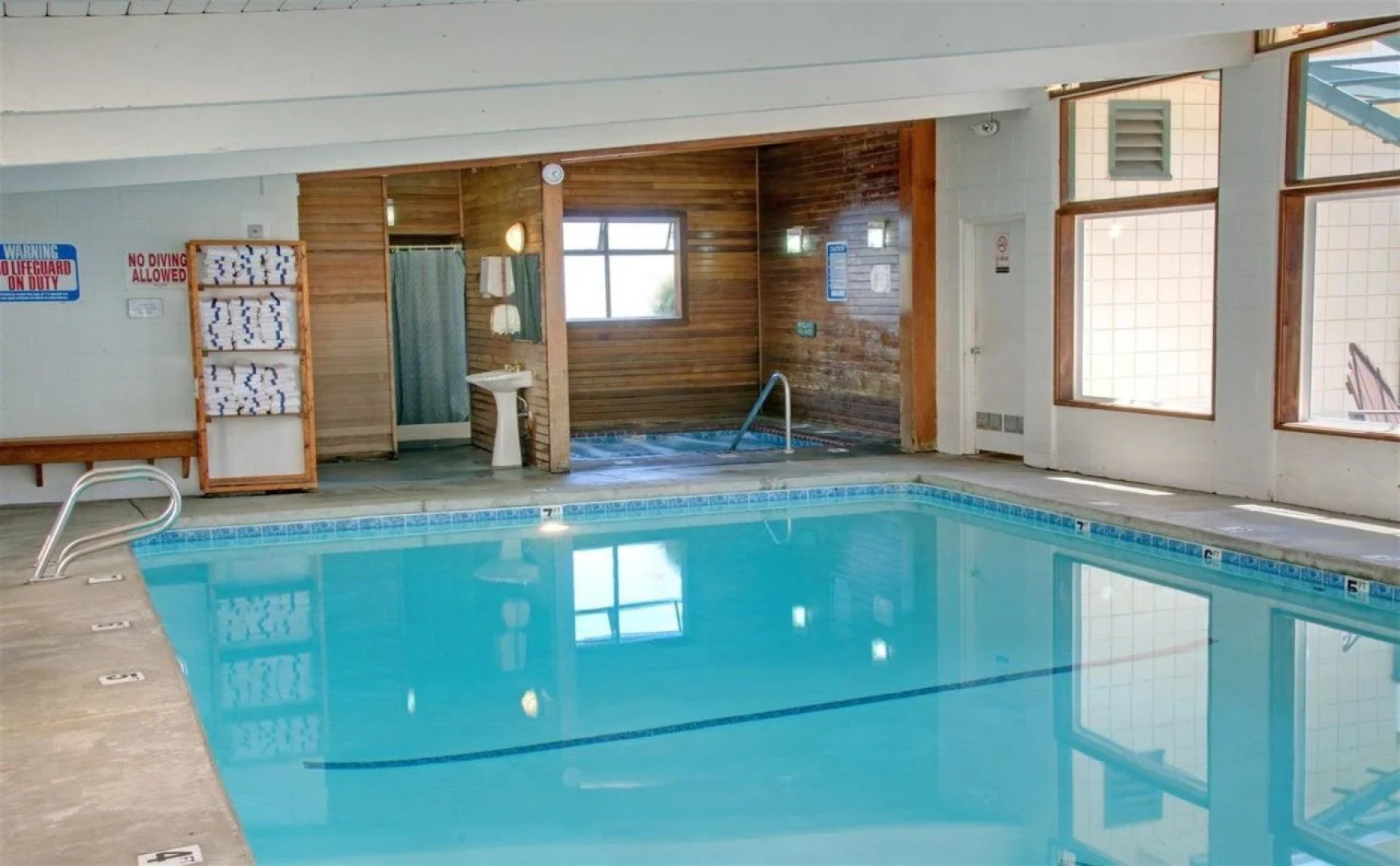 Seashore Inn on the Beach