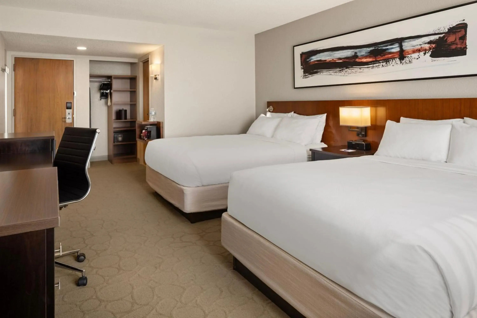Delta Hotels by Marriott Minneapolis Northeast