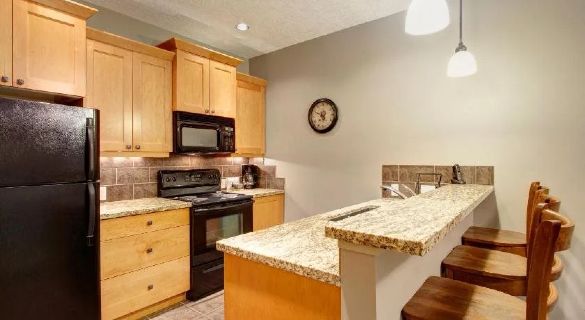 Sooke Harbour Resort and Marina