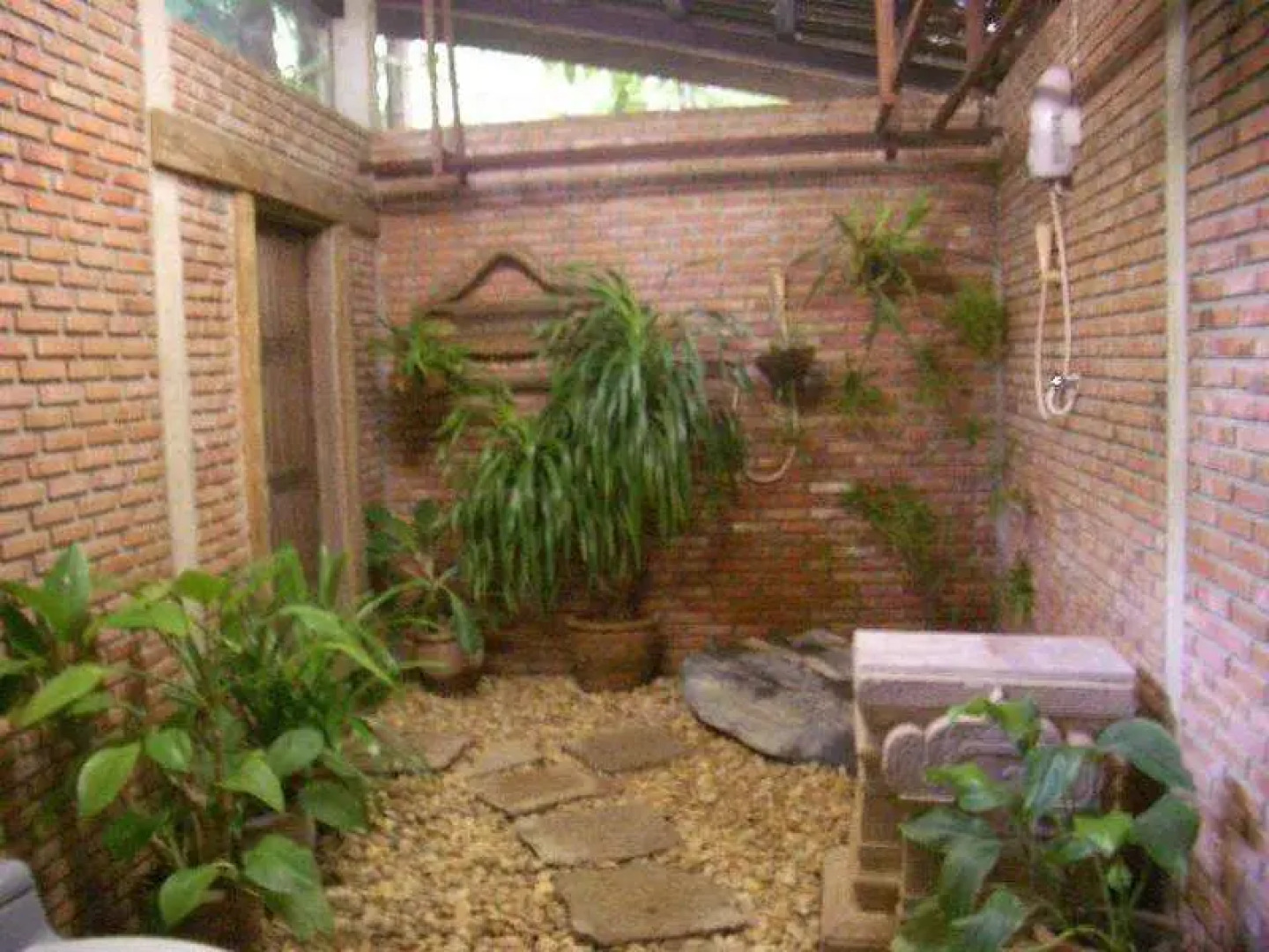 Mom Chailai Kanchanaburi Forest Retreat Hotel