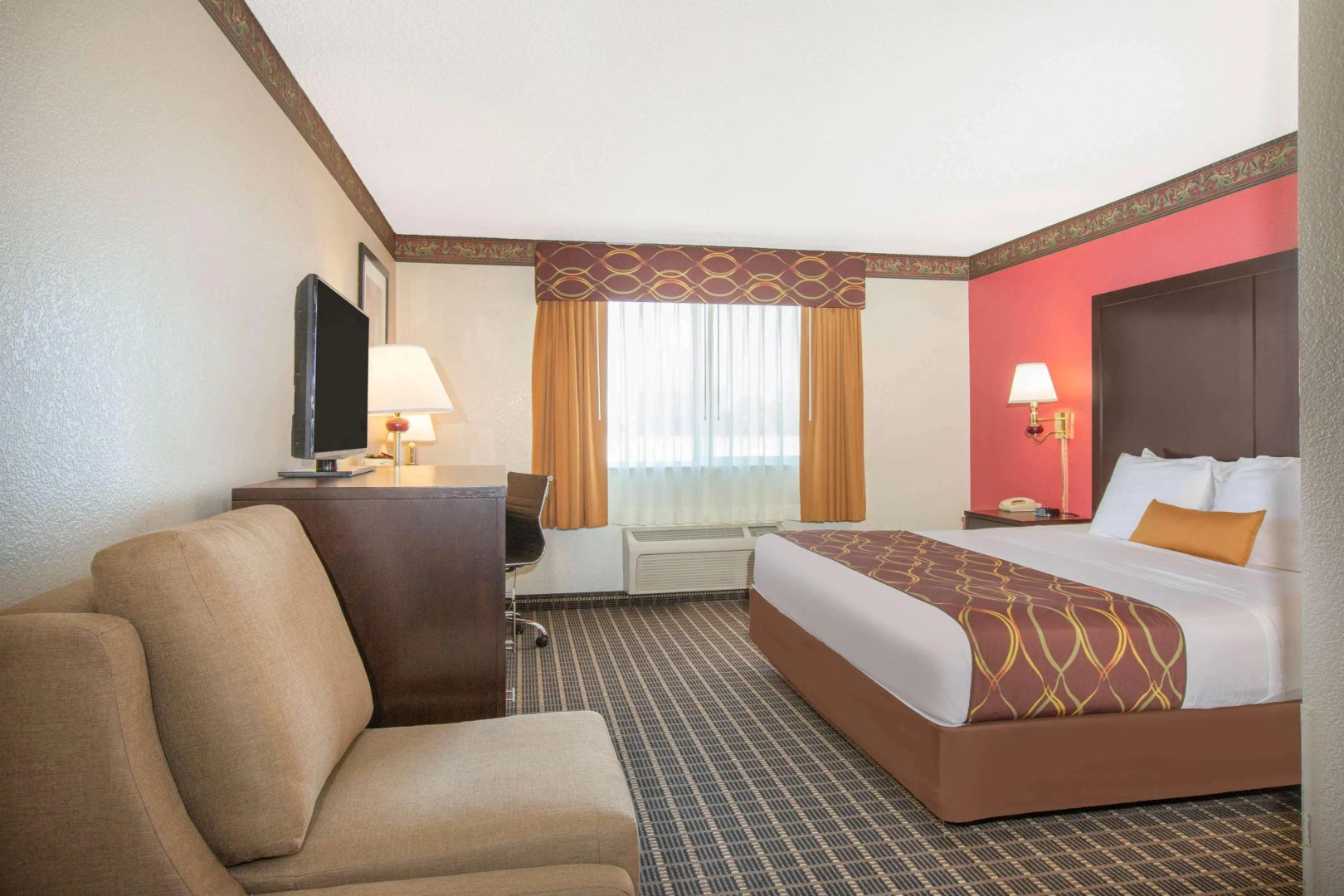 Holiday Inn Express Redding North by IHG