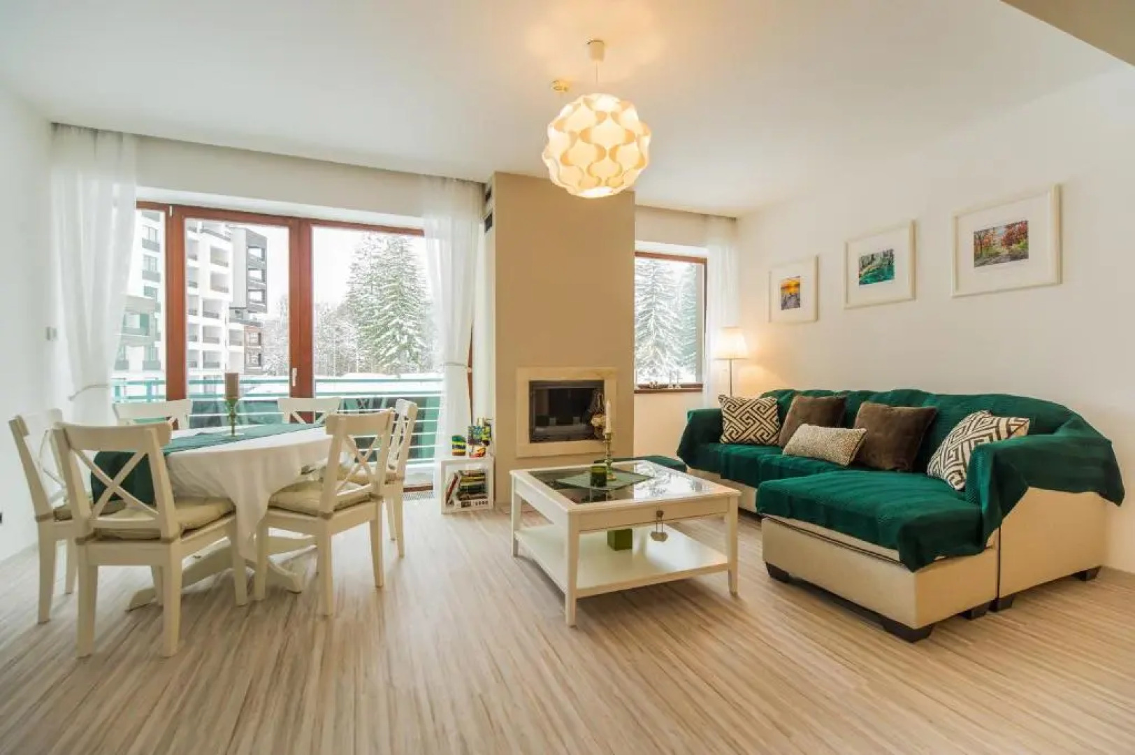 Charming 2-Bedroom, Silver Mountain, A Building