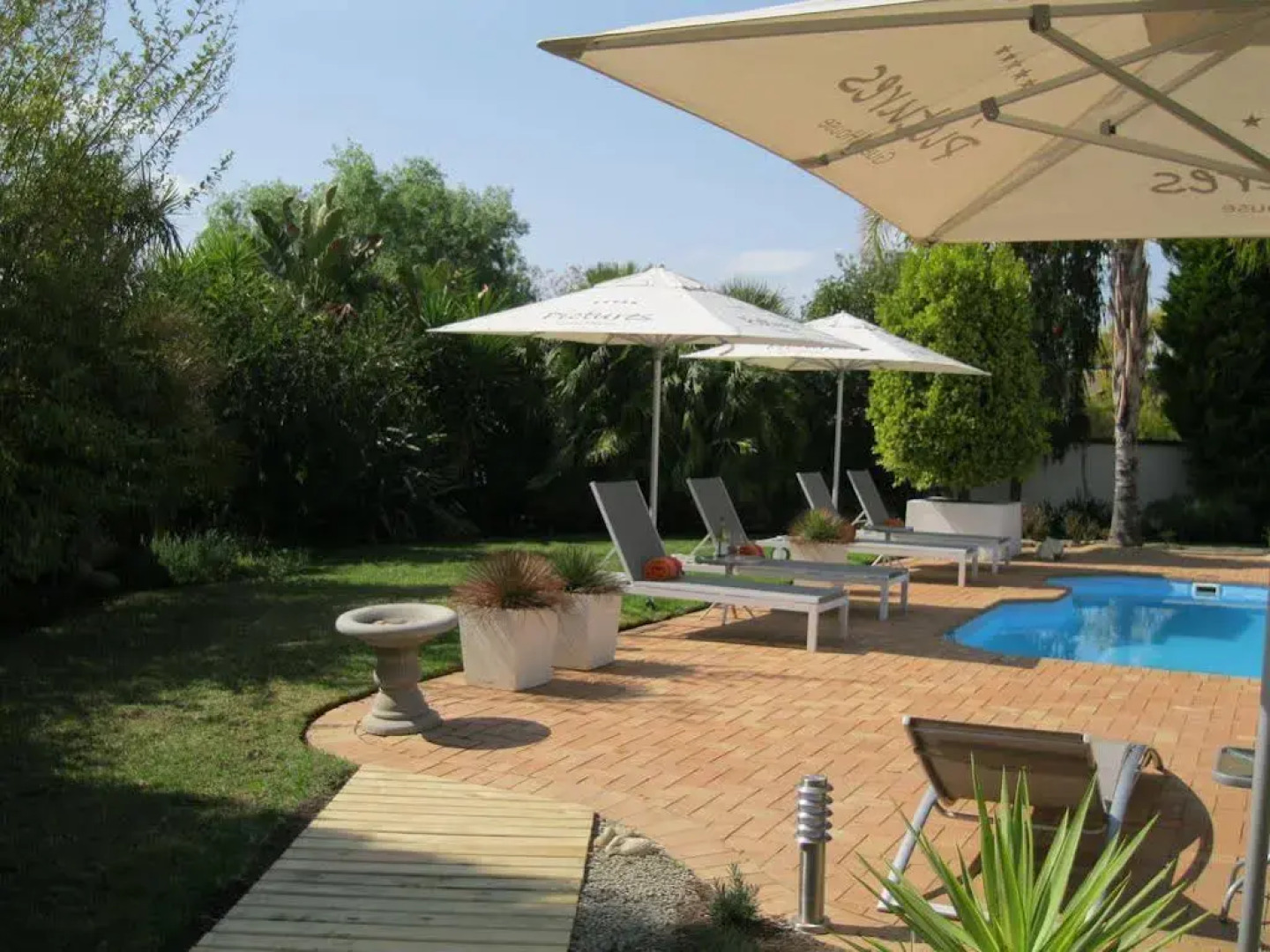 Pictures Boutique Hotel