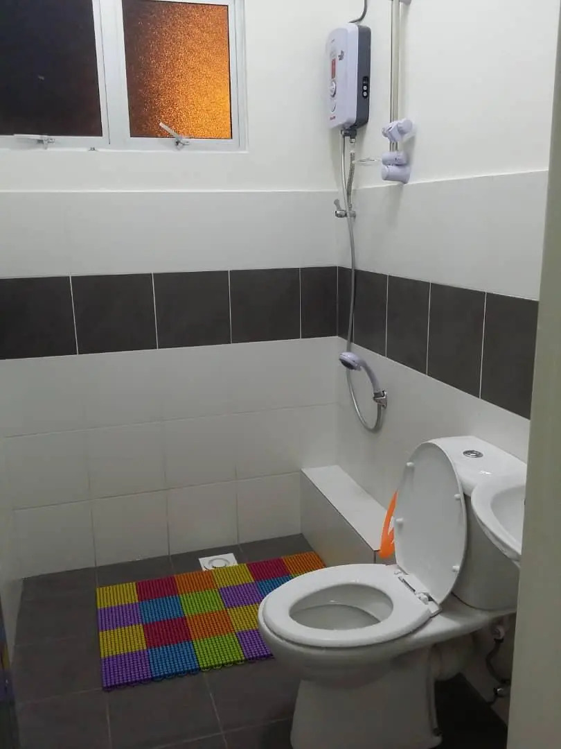 Cameronian Muslim Homestay