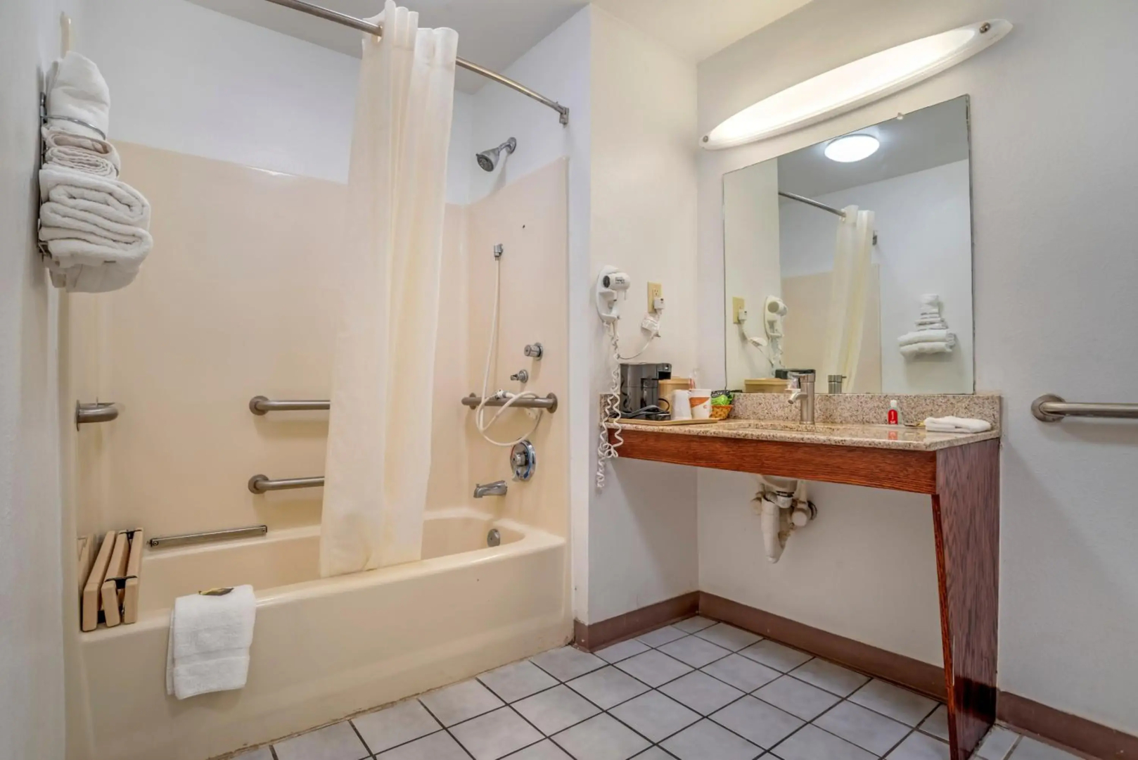 Econo Lodge Tupelo Barnes Crossing